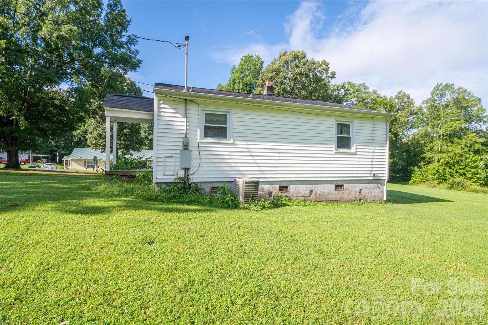 614 W Westview Street — Gastonia
