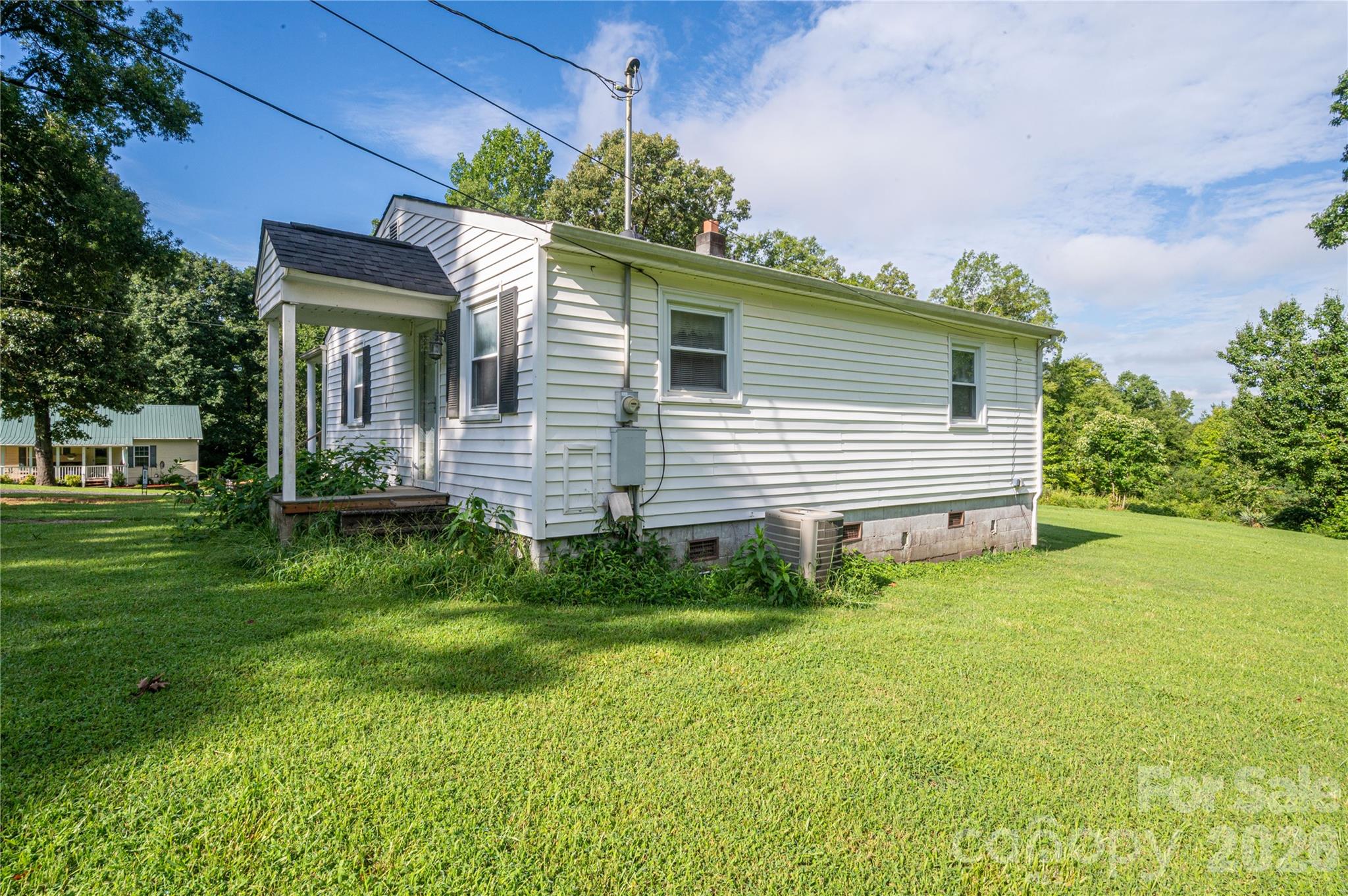 614 W Westview Street — Gastonia