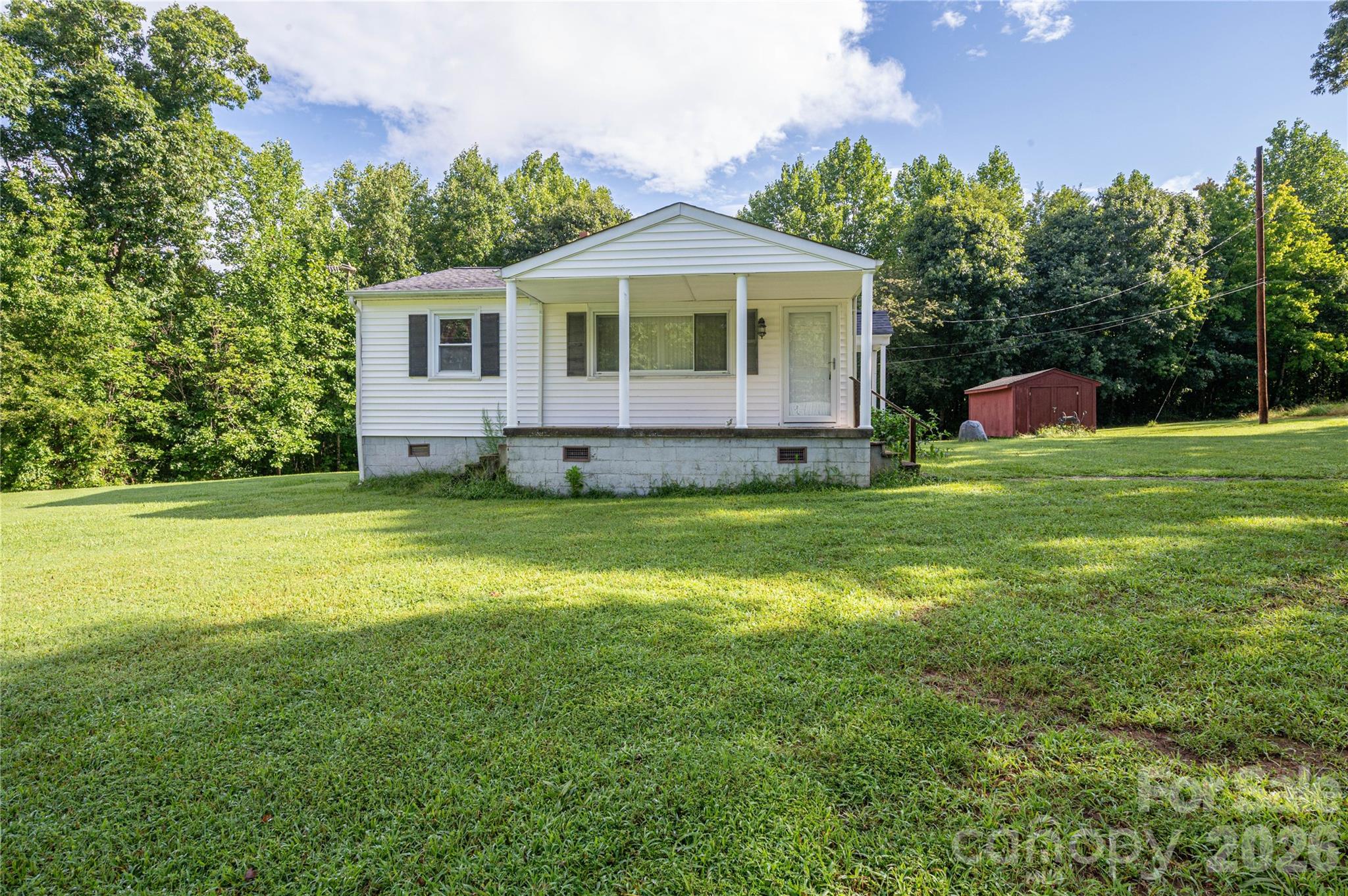 614 W Westview Street — Gastonia