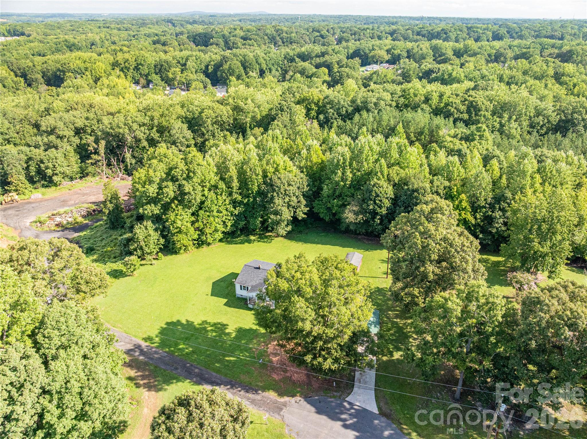 614 W Westview Street — Gastonia
