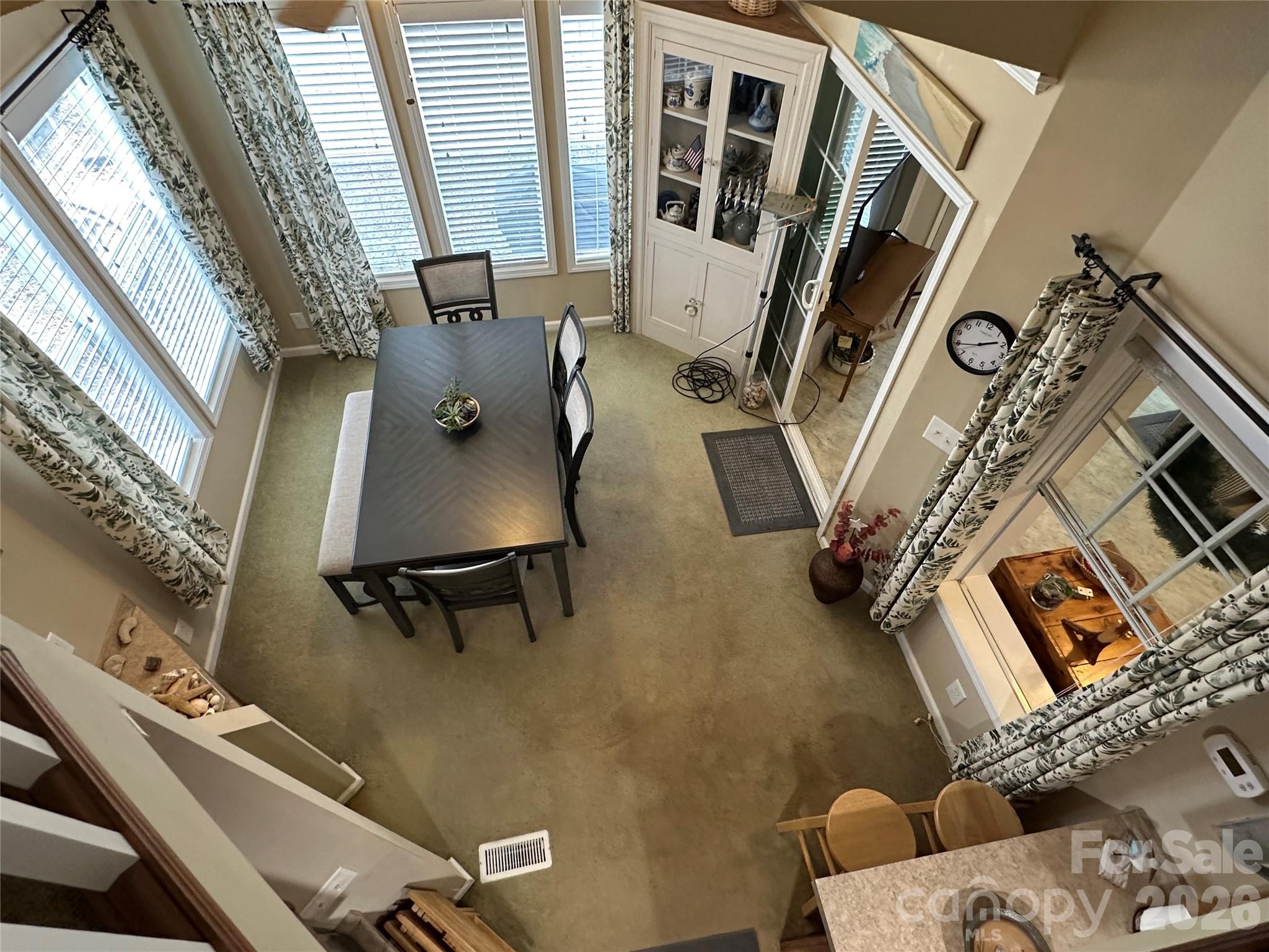 108 Hummingbird Circle — New London