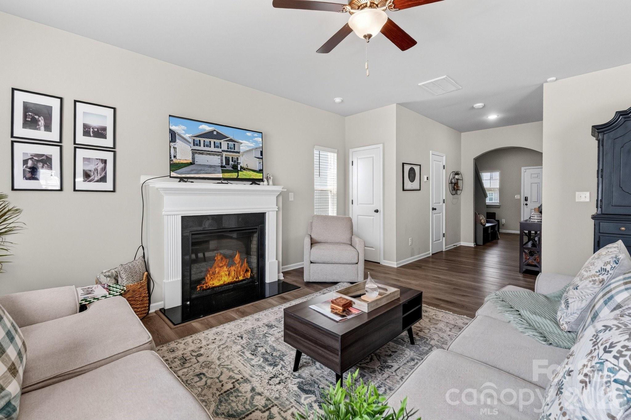 5223 Belstone Lane — Charlotte