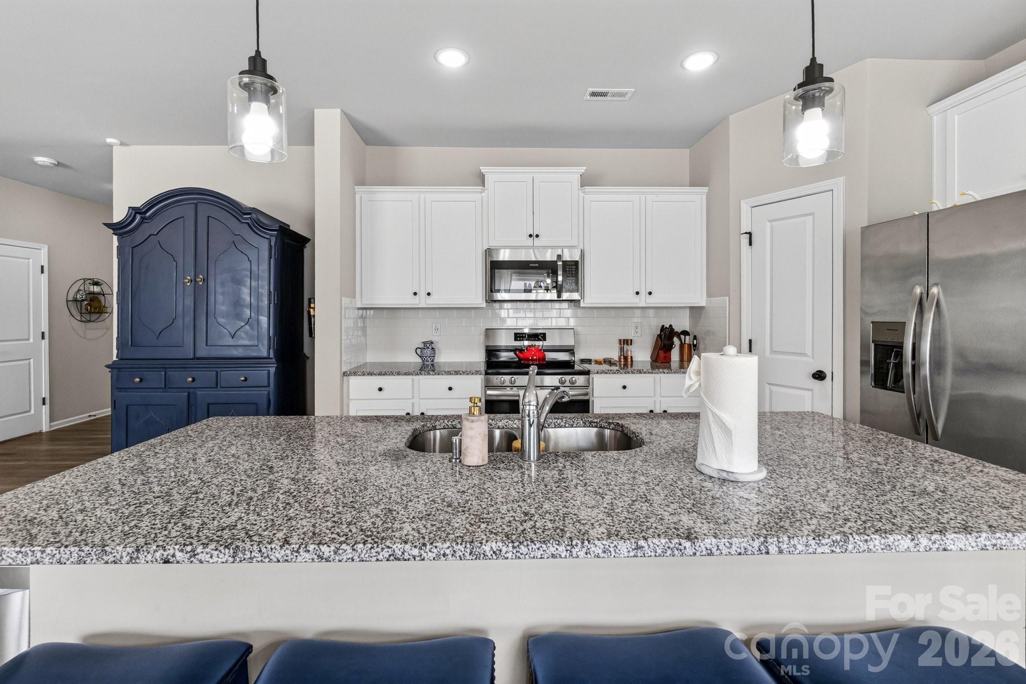 5223 Belstone Lane — Charlotte