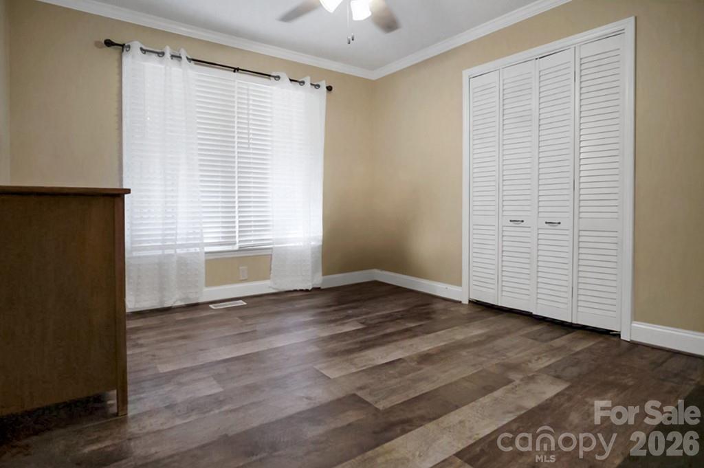 602 Holly Circle — Mount Holly