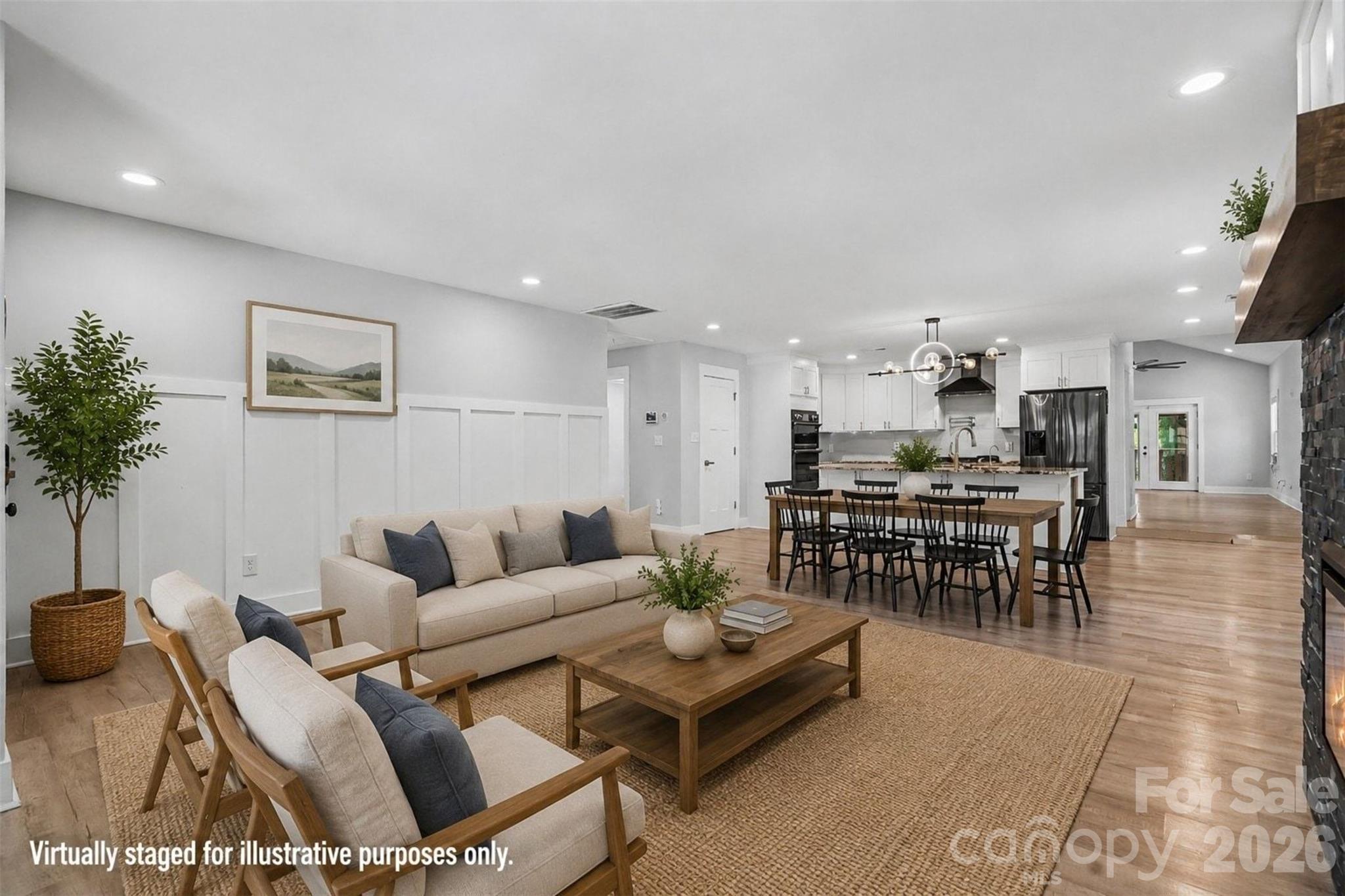1524 Newcastle Street — Charlotte