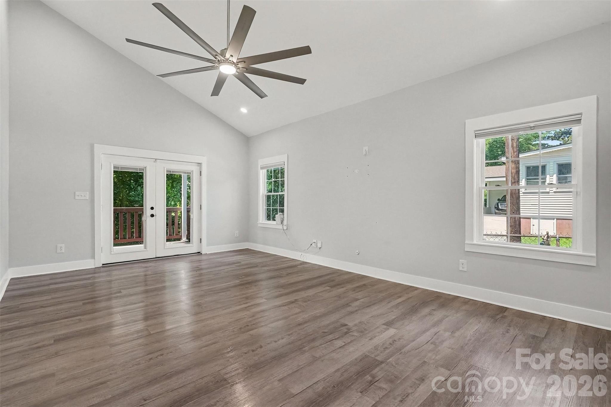 1524 Newcastle Street — Charlotte