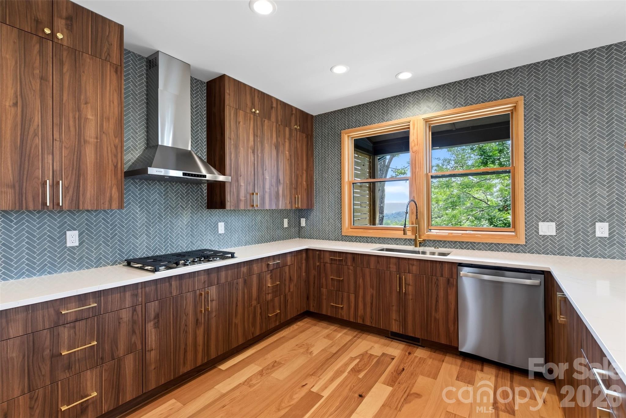 27 Denali Drive — Asheville