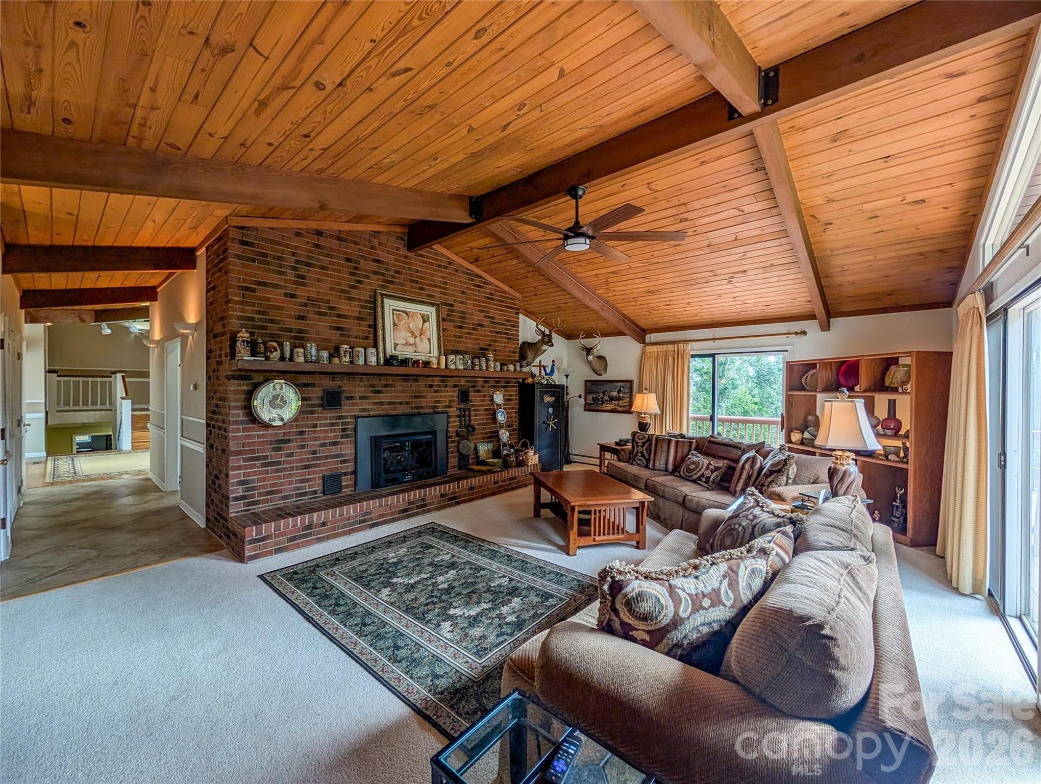 520 Washburn Road — Spruce Pine