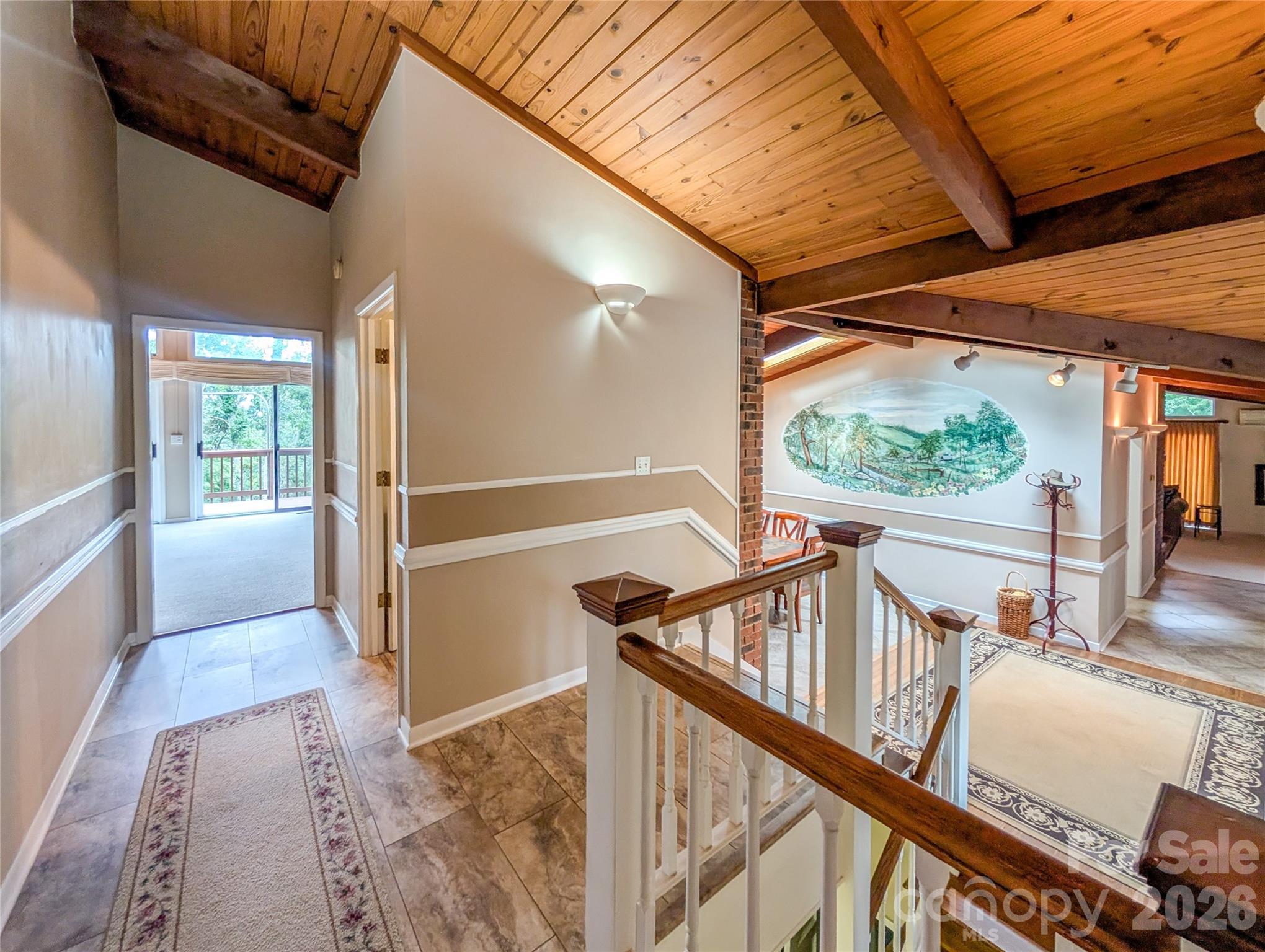 520 Washburn Road — Spruce Pine