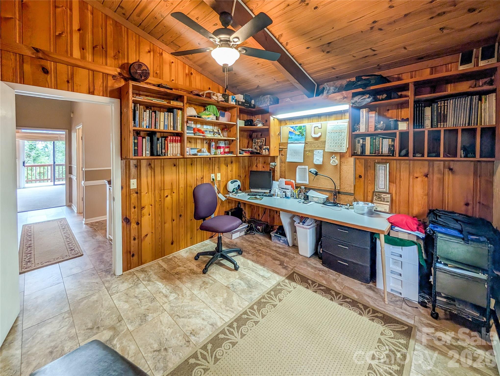 520 Washburn Road — Spruce Pine