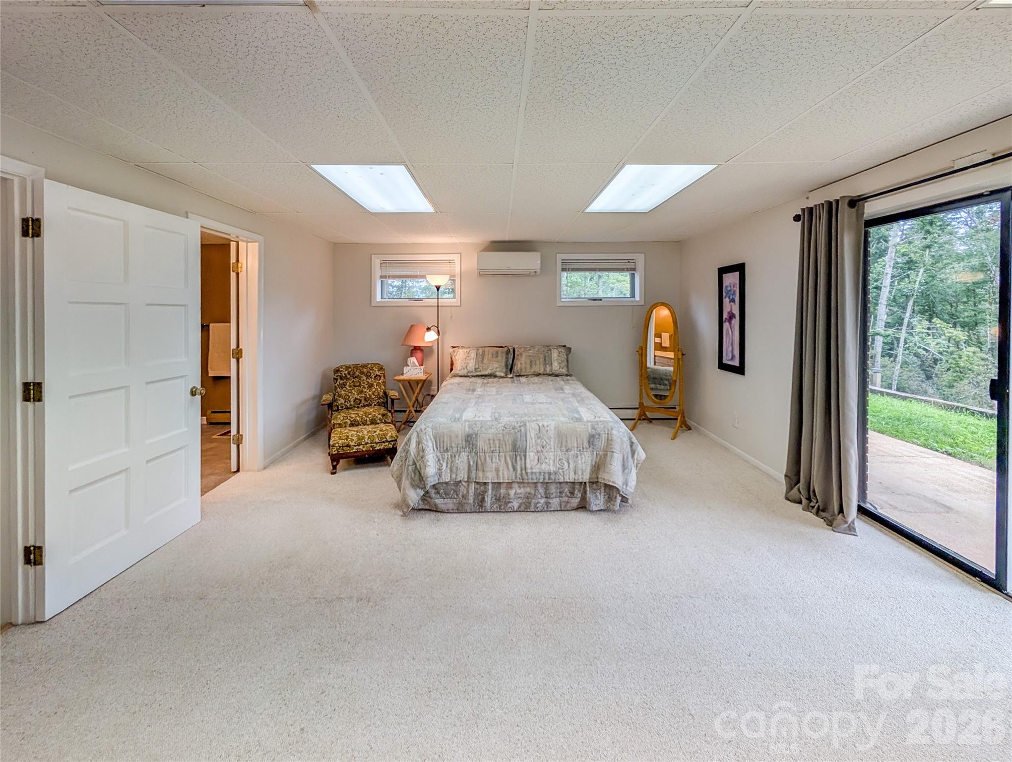 520 Washburn Road — Spruce Pine