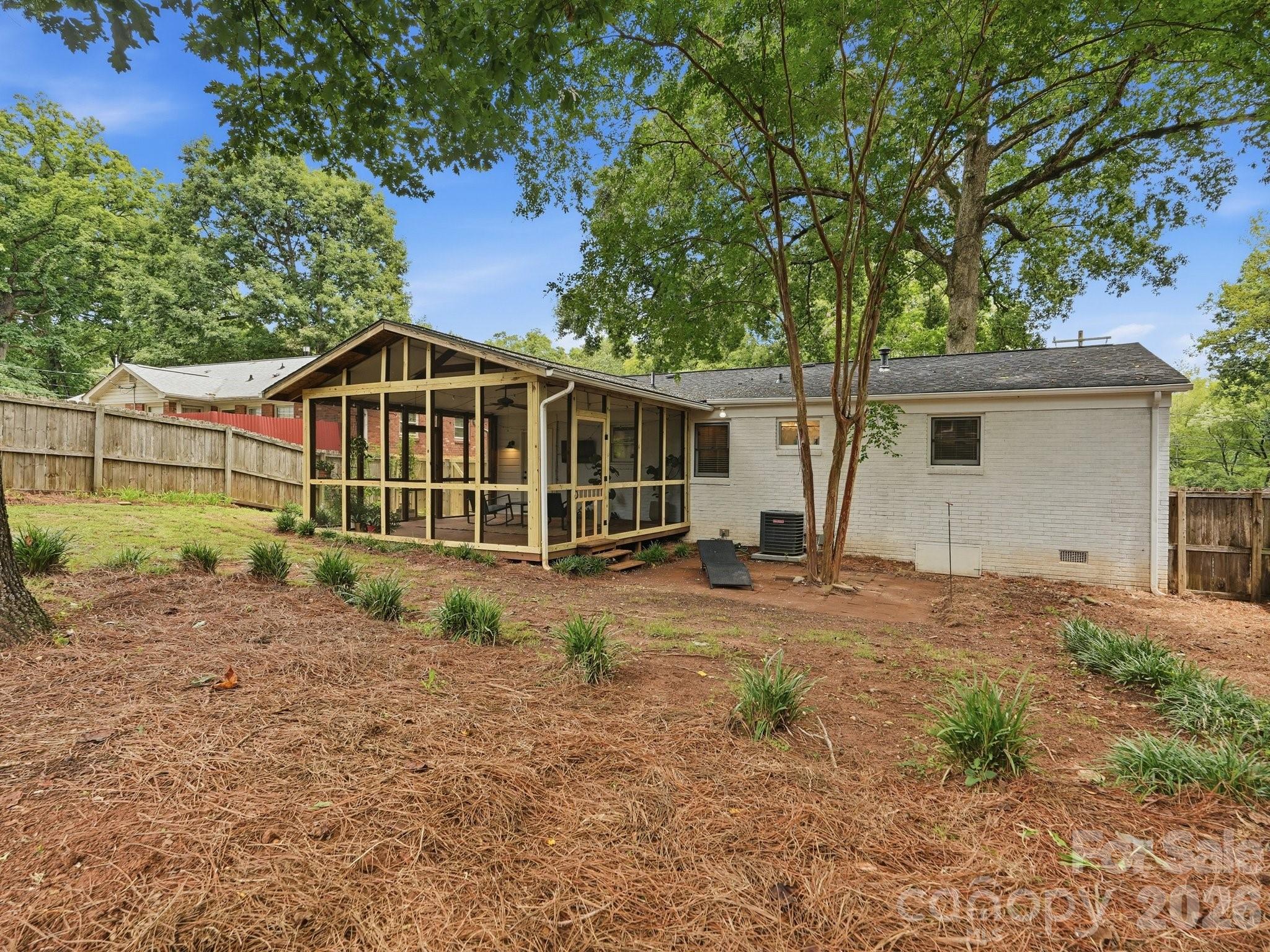6238 Rosecrest Drive — Charlotte