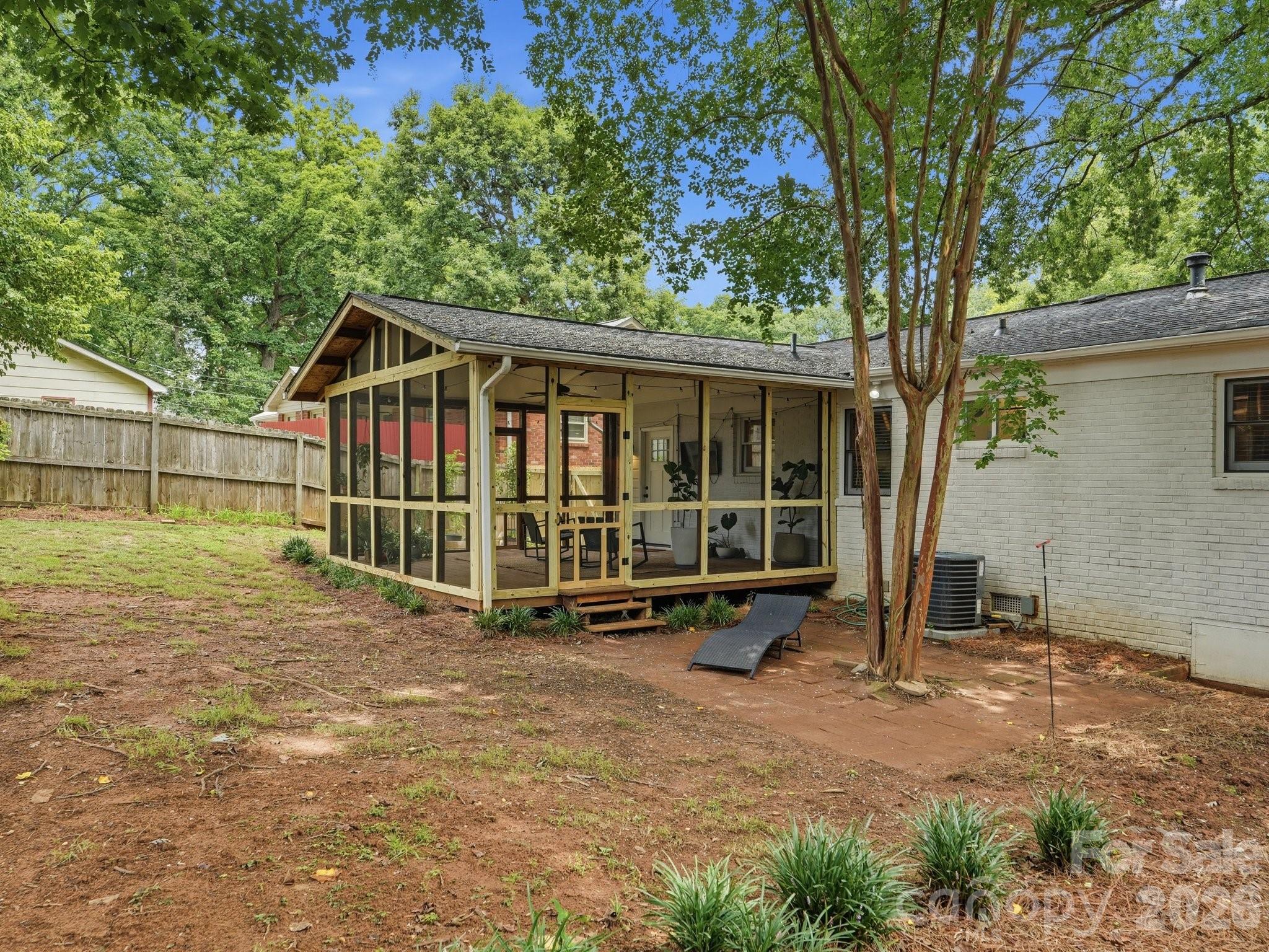 6238 Rosecrest Drive — Charlotte