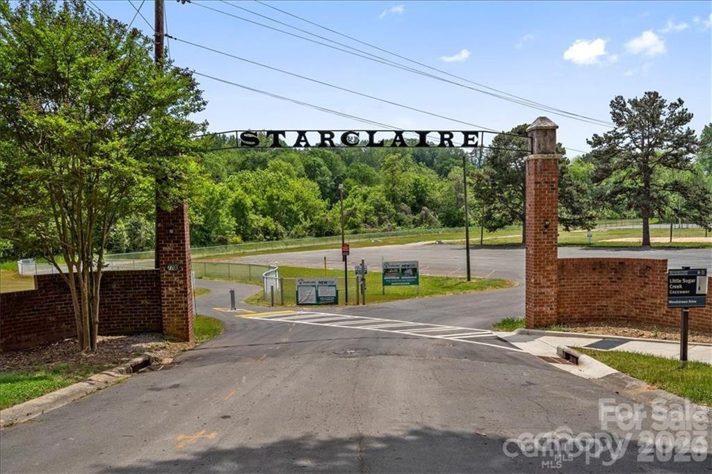 6238 Rosecrest Drive — Charlotte