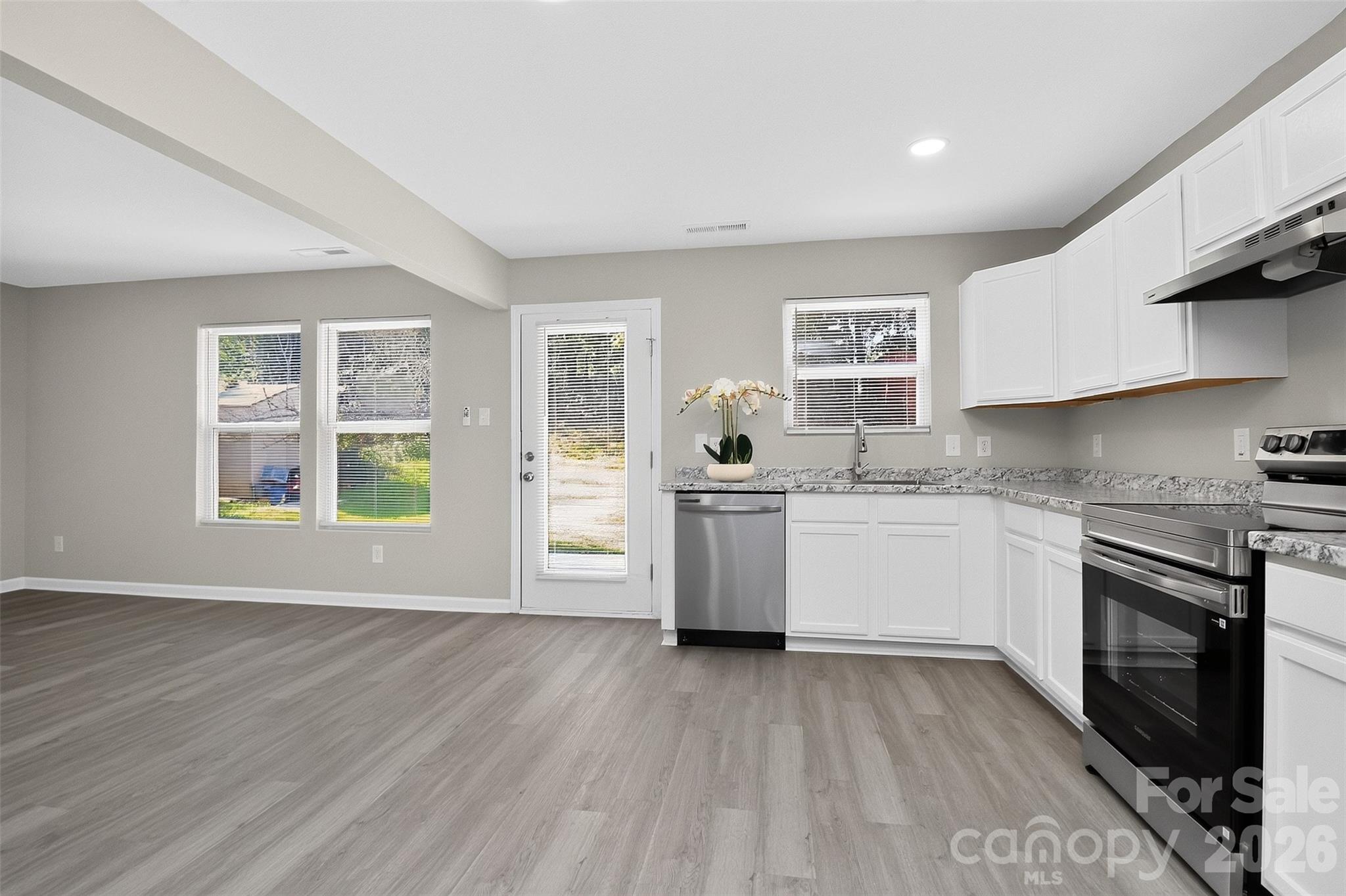 407 Presidents Court #174 — Charlotte