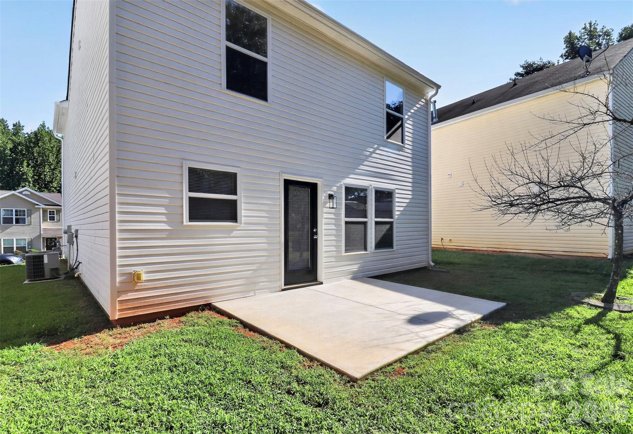 407 Presidents Court #174 — Charlotte