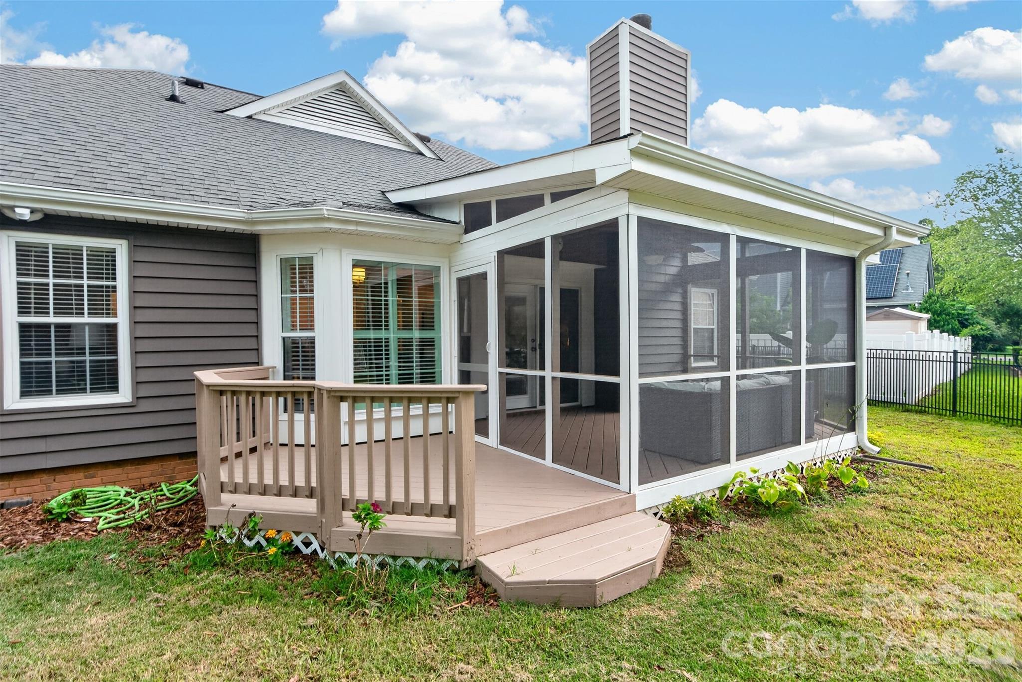 8424 Hirsch Drive — Charlotte