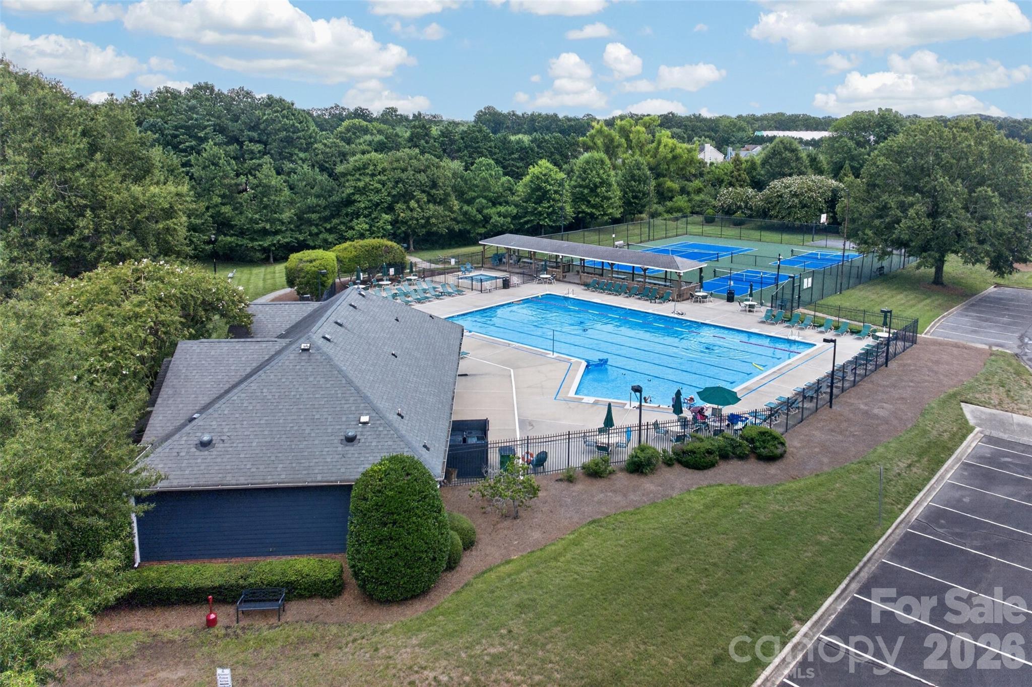 8424 Hirsch Drive — Charlotte