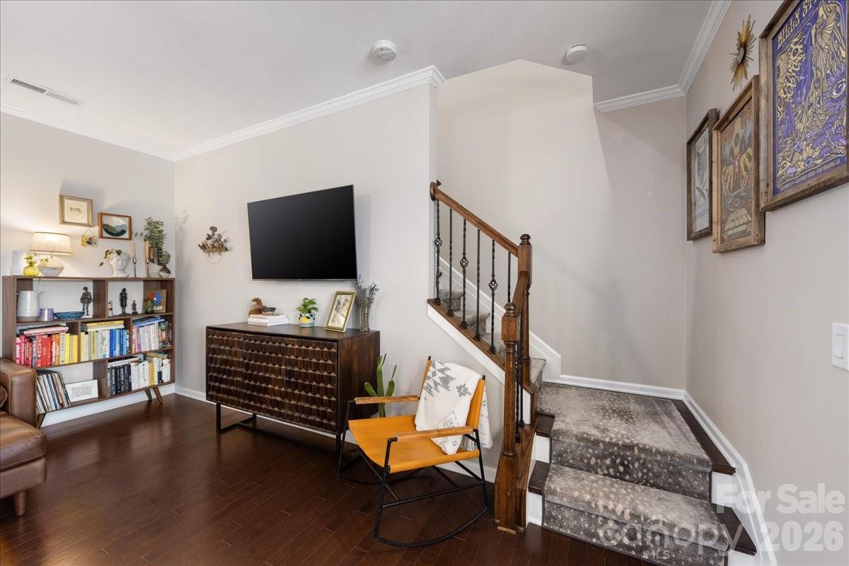 2434 Royal York Avenue — Charlotte