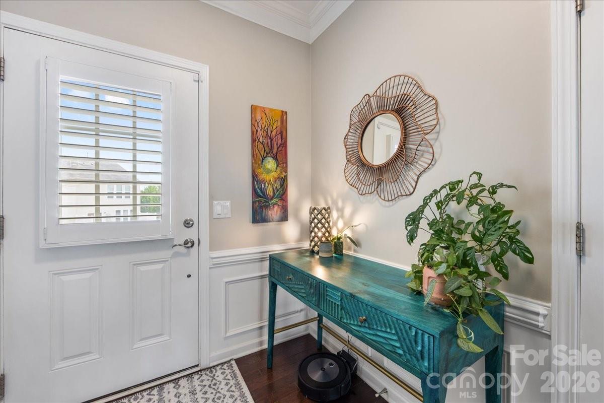 2434 Royal York Avenue — Charlotte