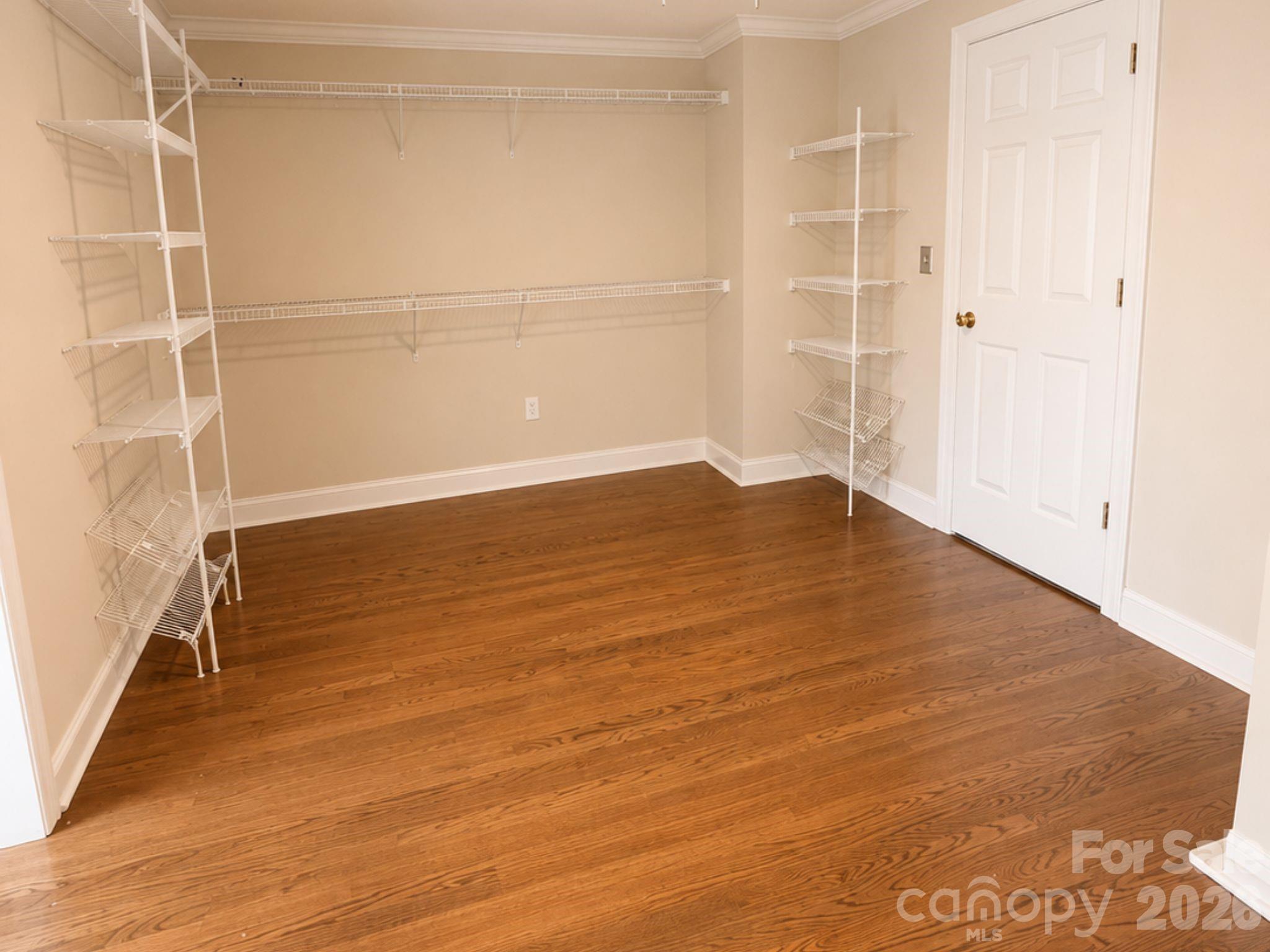 4215 3rd Street NW — Hickory