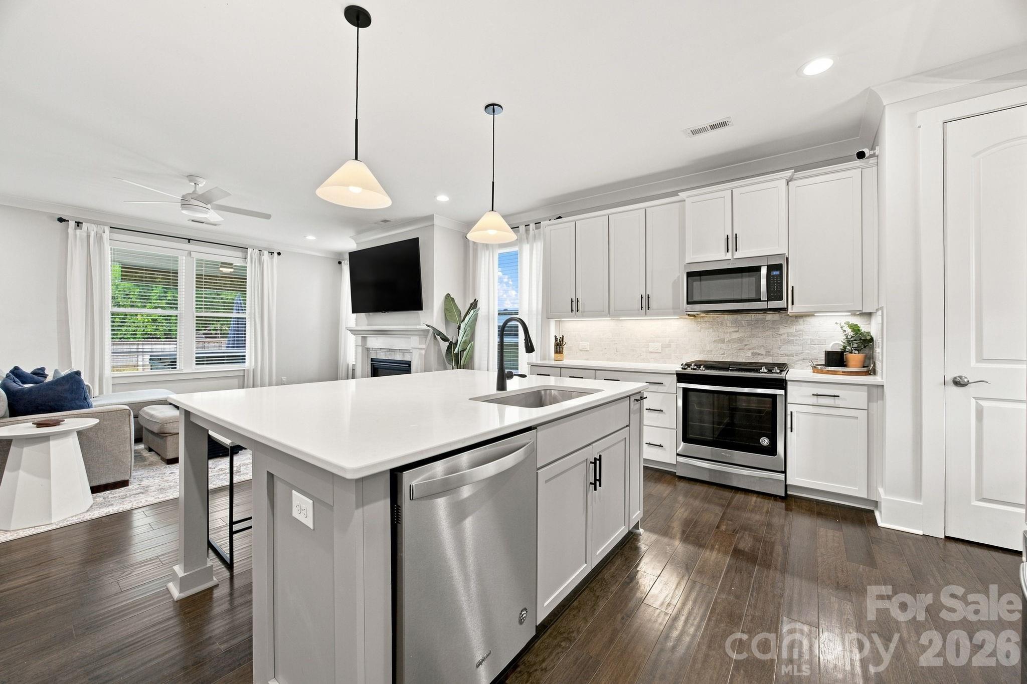 227 Sylvania Avenue — Charlotte