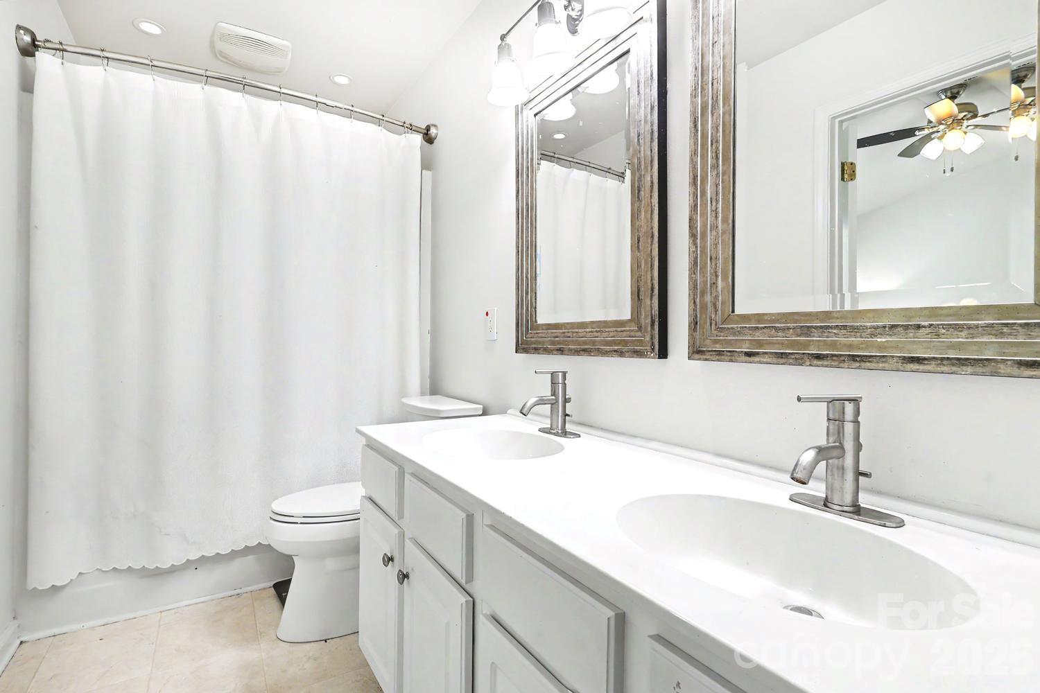 5413 Werburgh Street — Charlotte