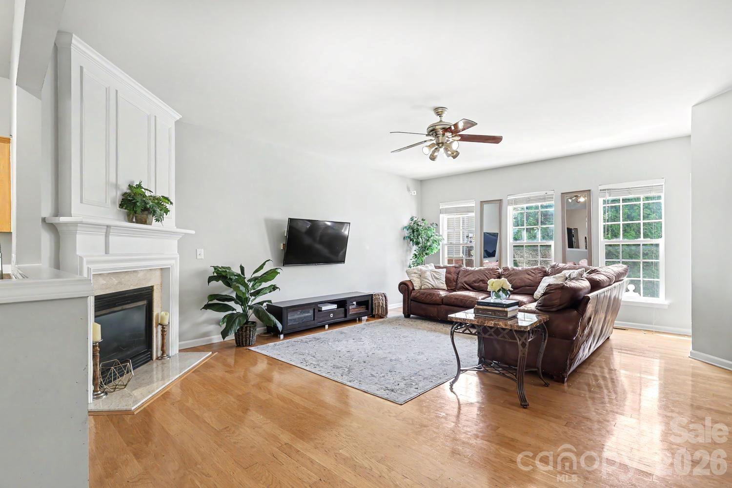 5413 Werburgh Street — Charlotte