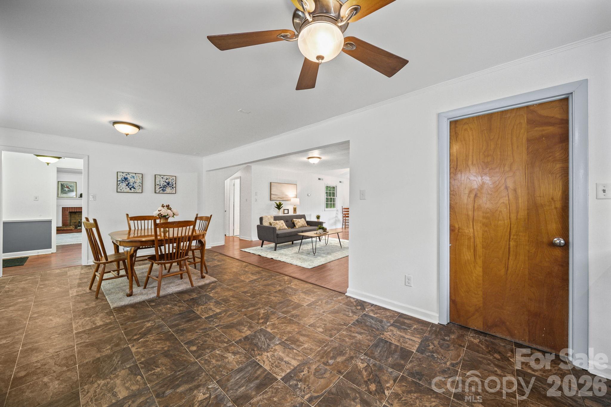1210 Crescent Avenue — Gastonia