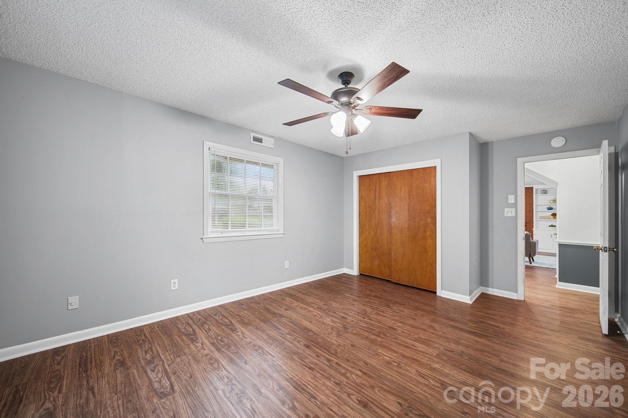 1210 Crescent Avenue — Gastonia