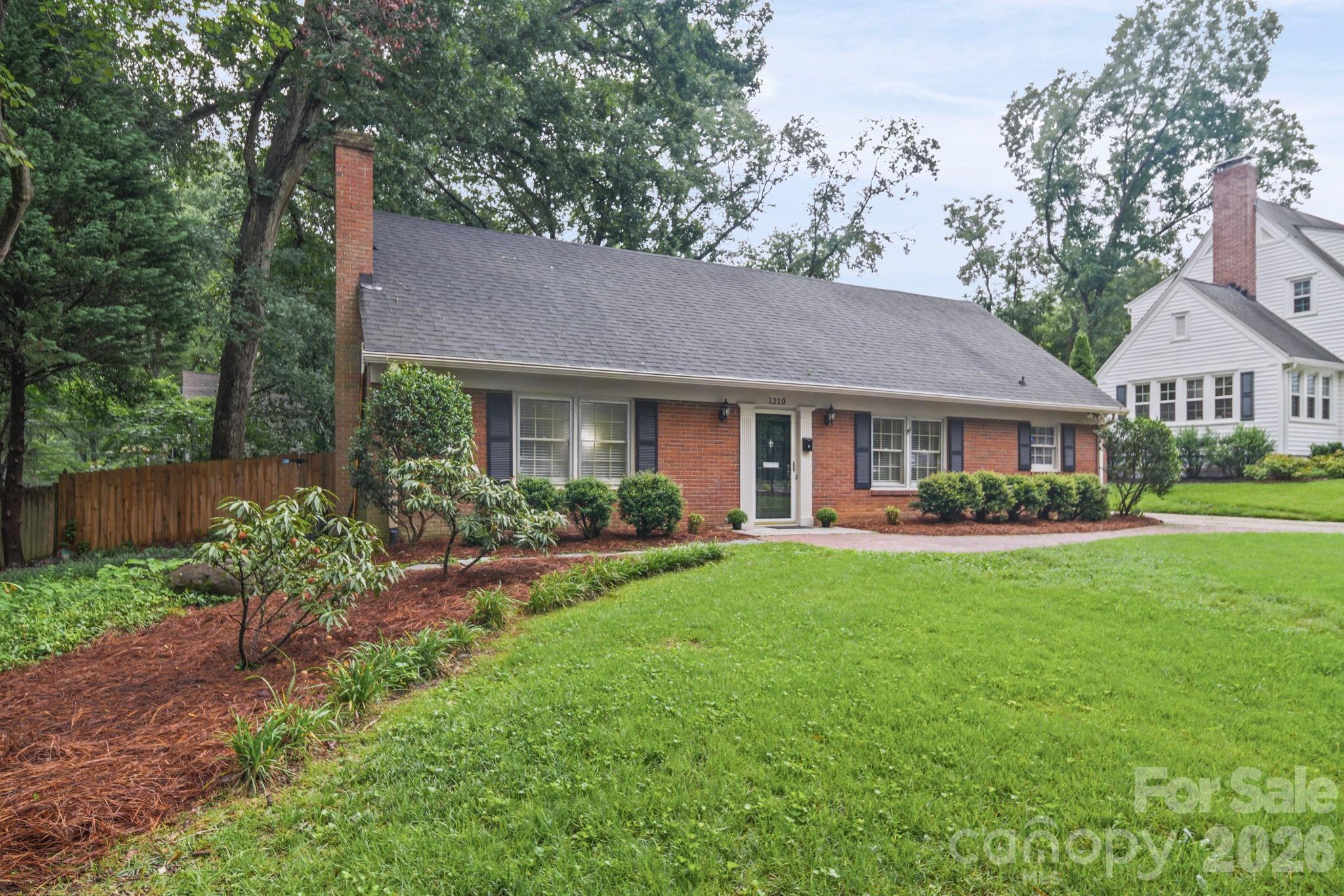 1210 Crescent Avenue — Gastonia