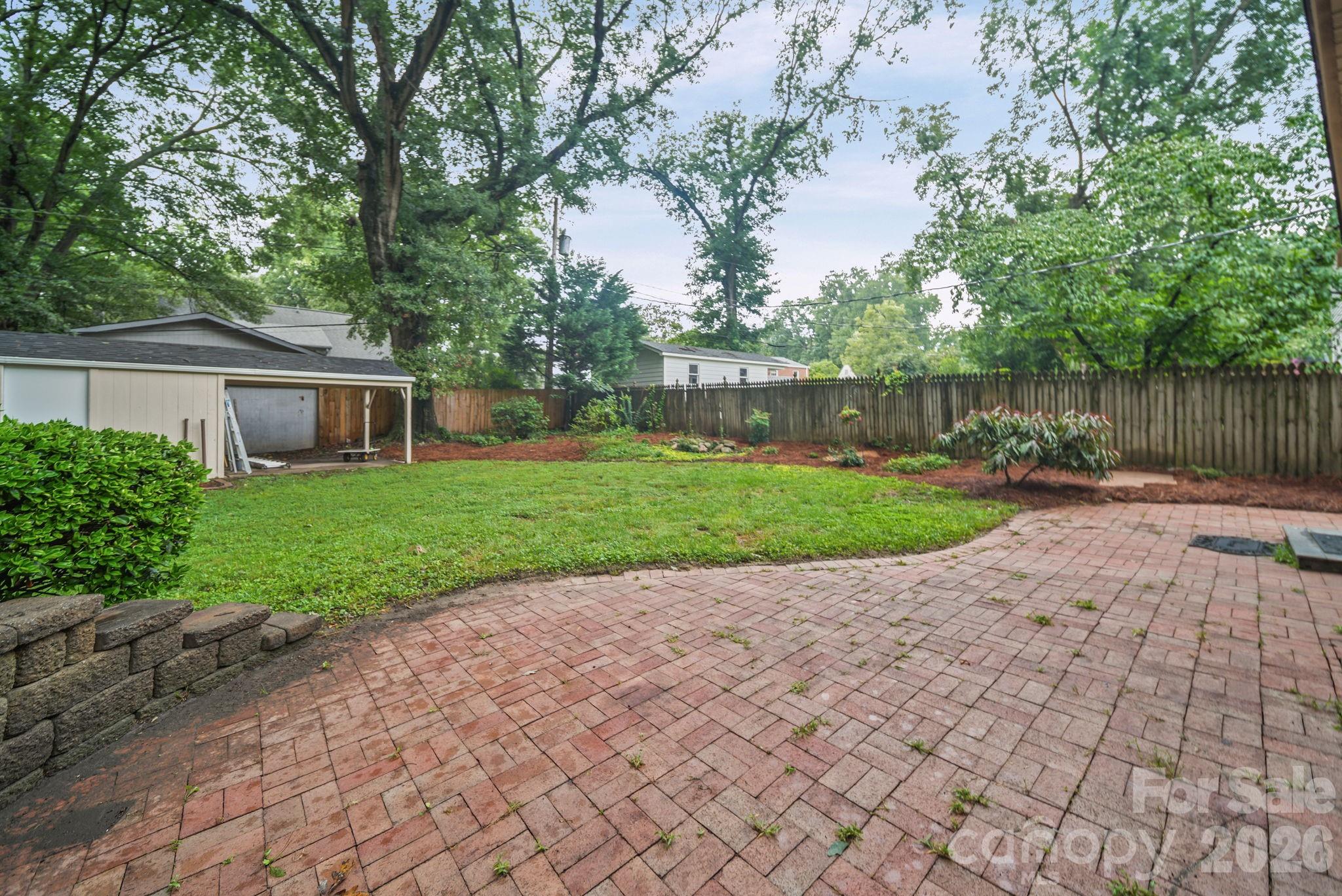 1210 Crescent Avenue — Gastonia