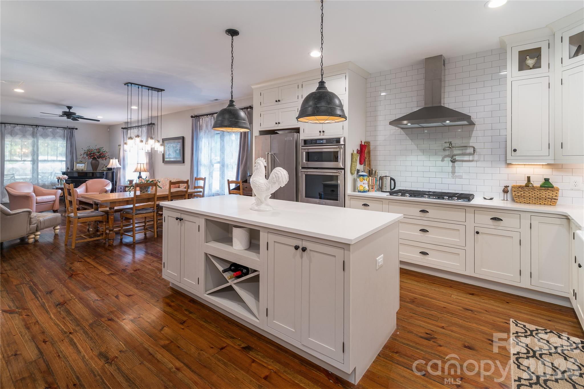 21036 Catawba Avenue — Cornelius