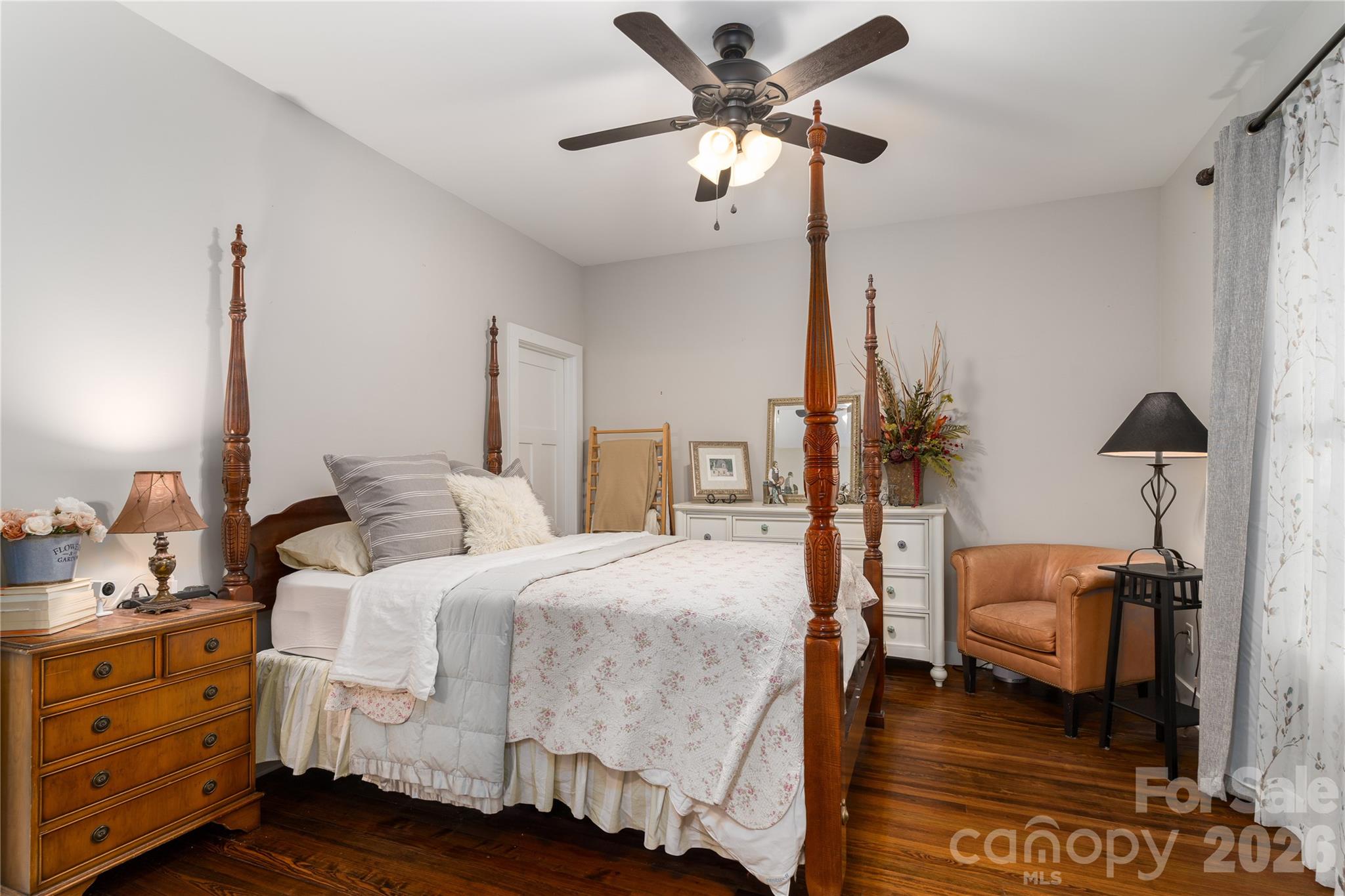 21036 Catawba Avenue — Cornelius