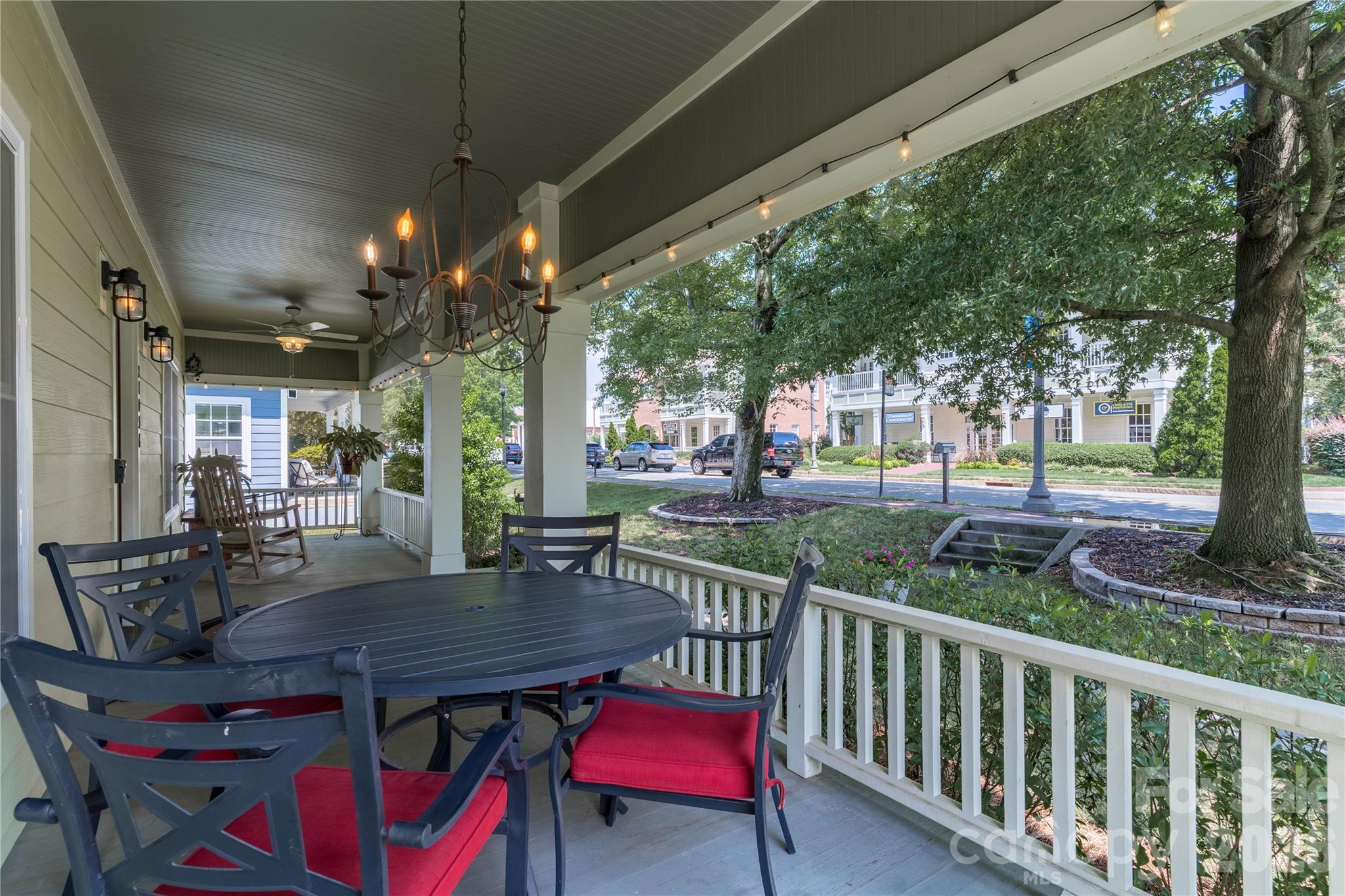 21036 Catawba Avenue — Cornelius