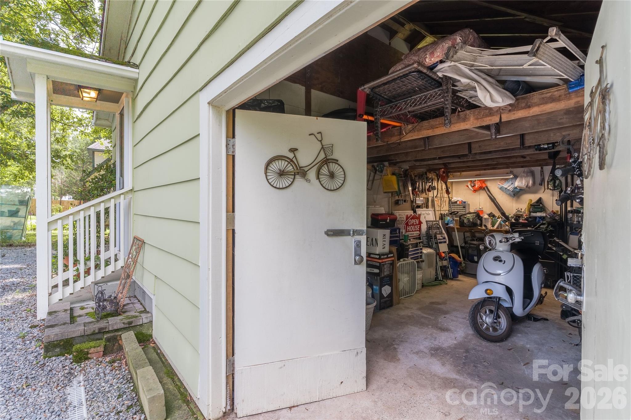 21036 Catawba Avenue — Cornelius