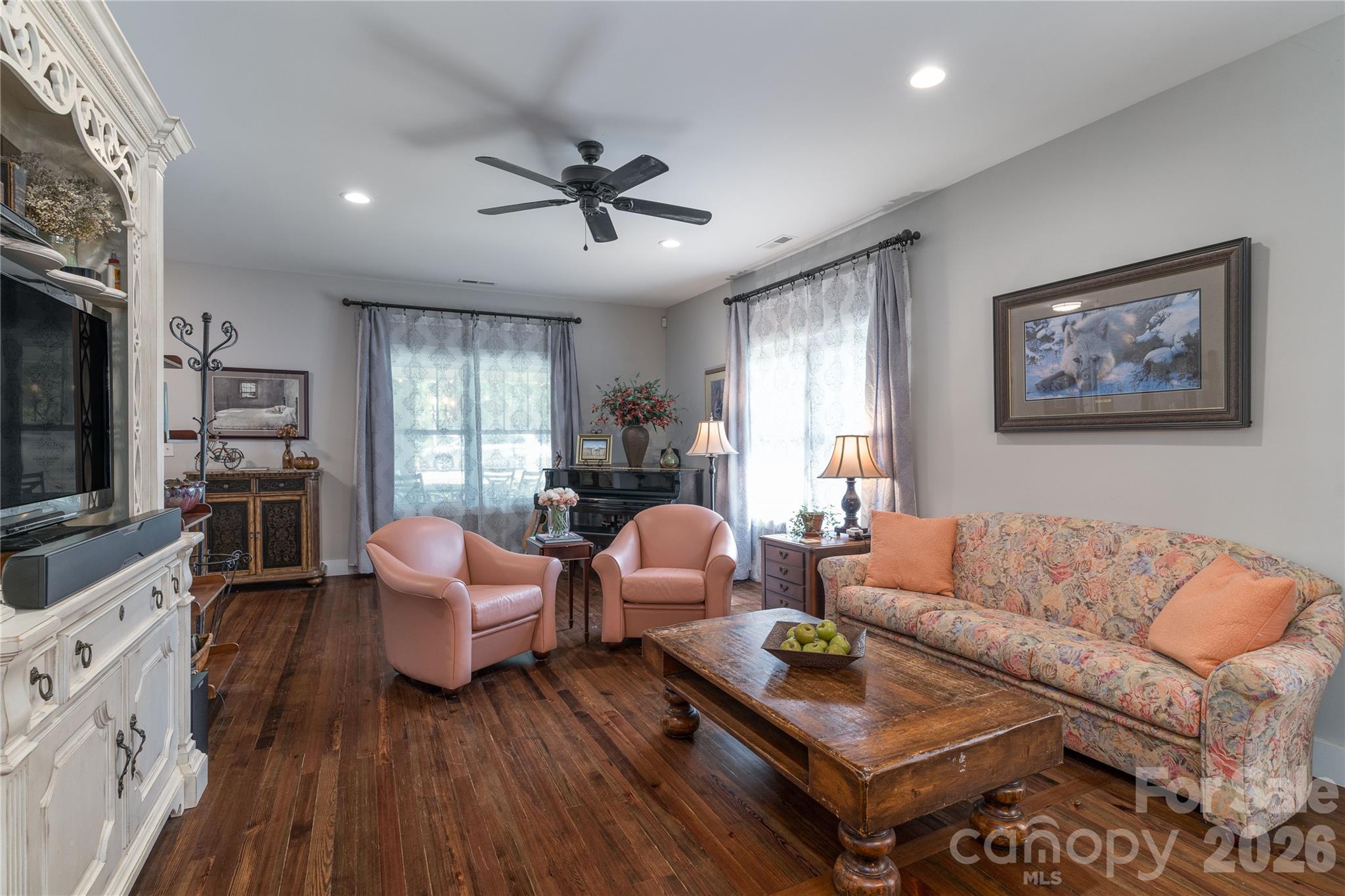 21036 Catawba Avenue — Cornelius