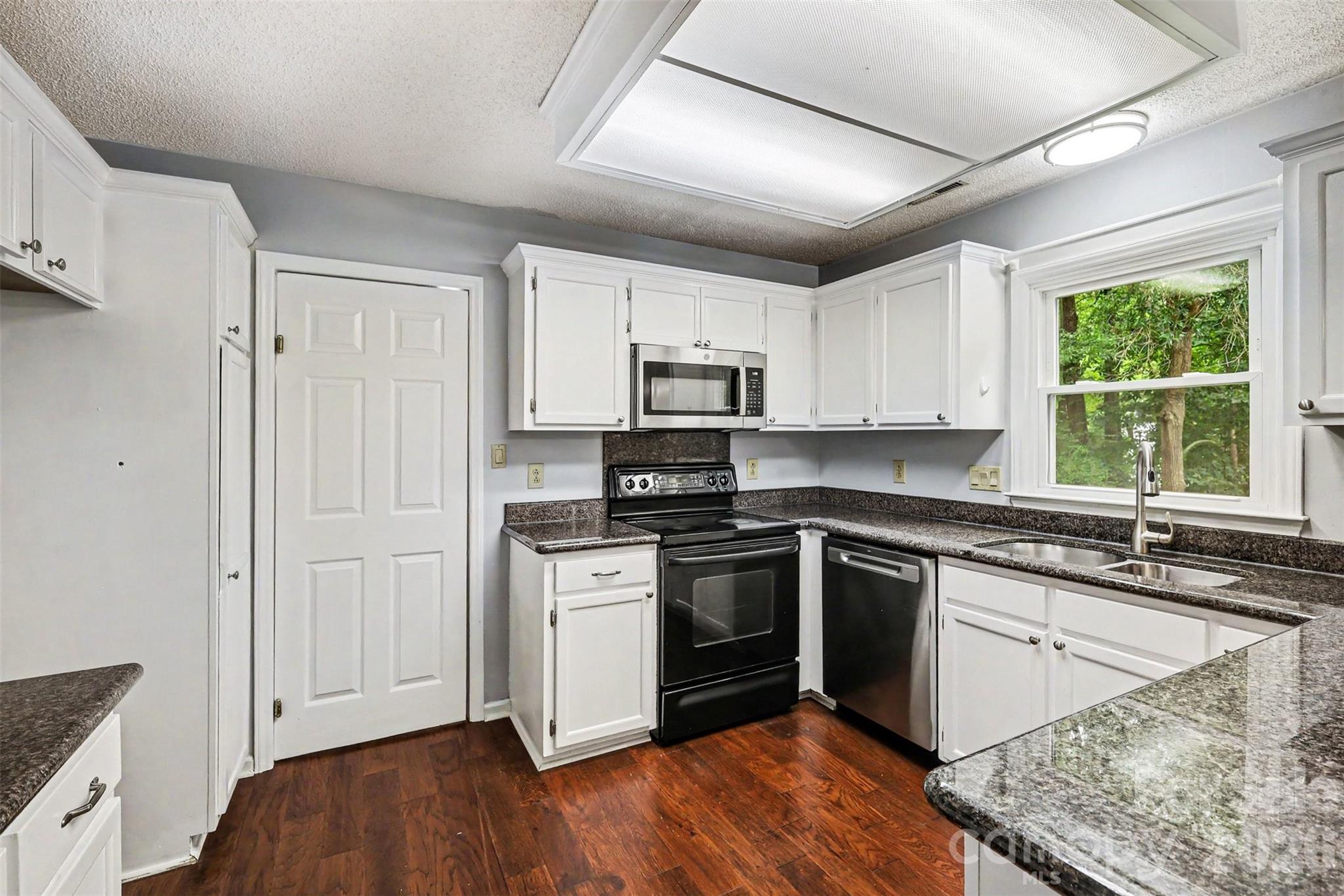 2238 Clonmel Place — Charlotte