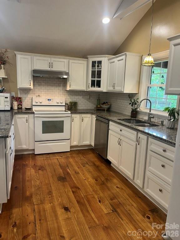325 Ewbank Road — Etowah