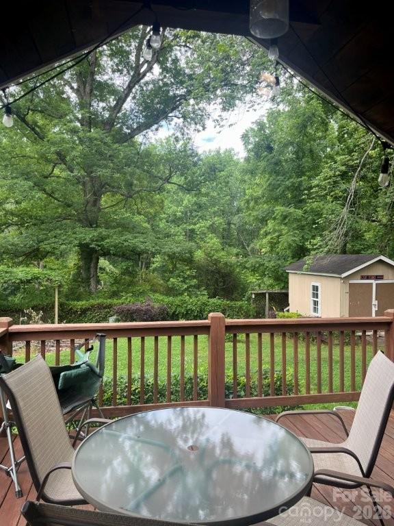 325 Ewbank Road — Etowah