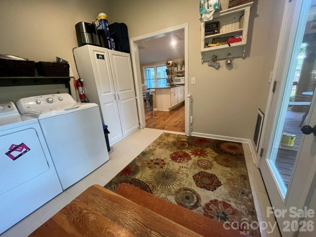 325 Ewbank Road — Etowah