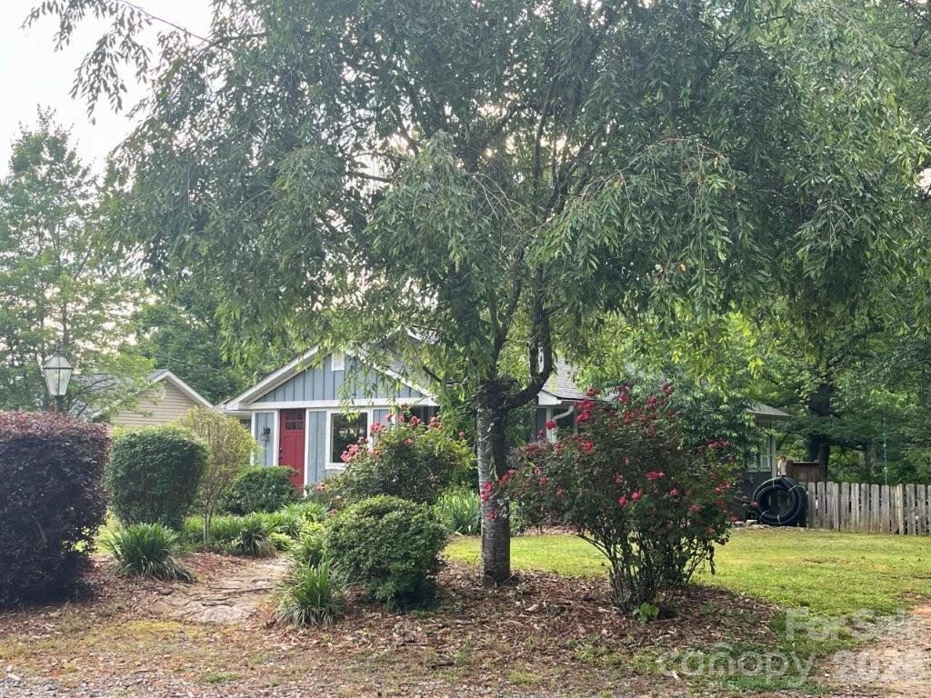 325 Ewbank Road — Etowah