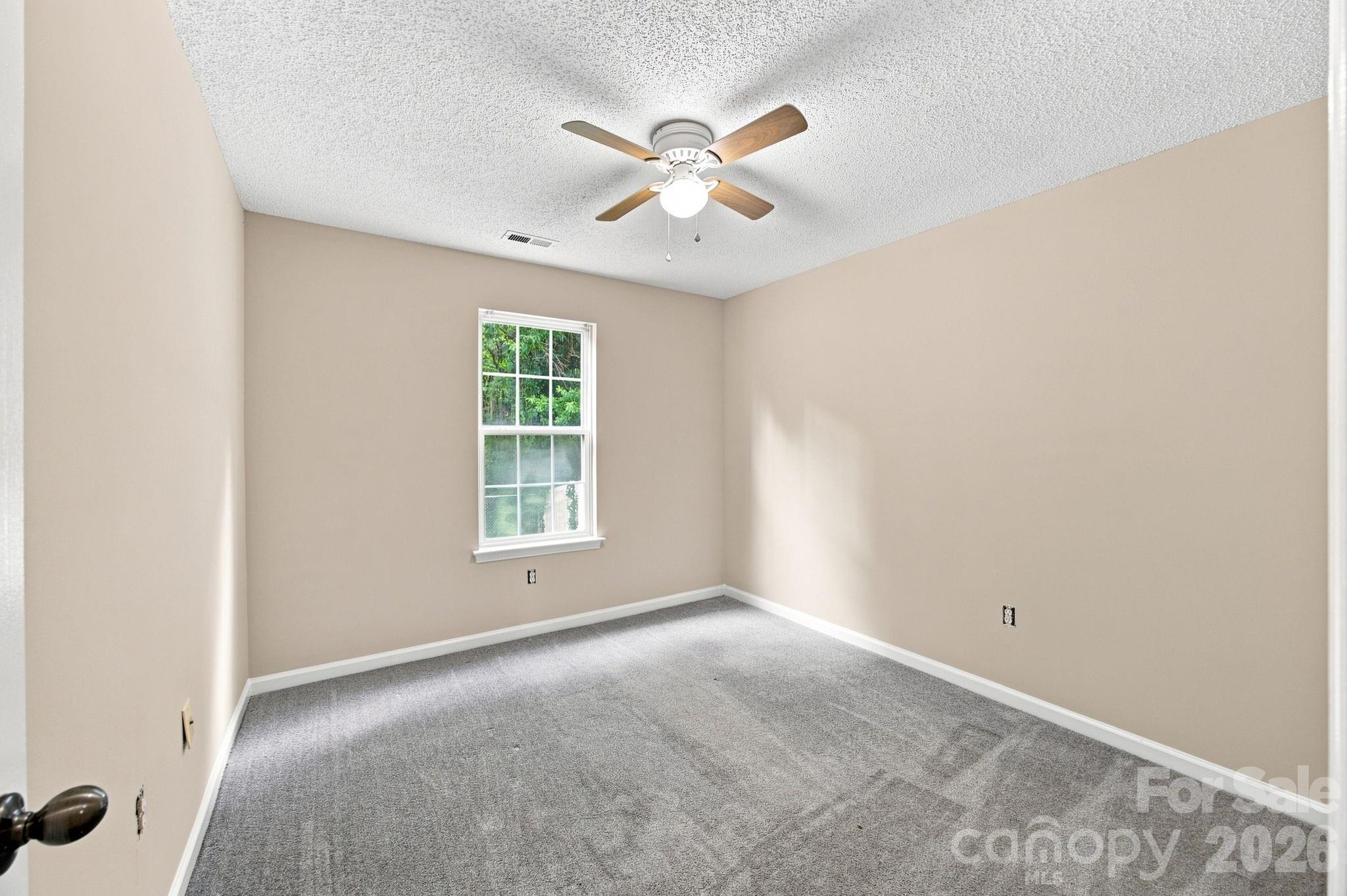 7632 Free Bird Avenue — Charlotte