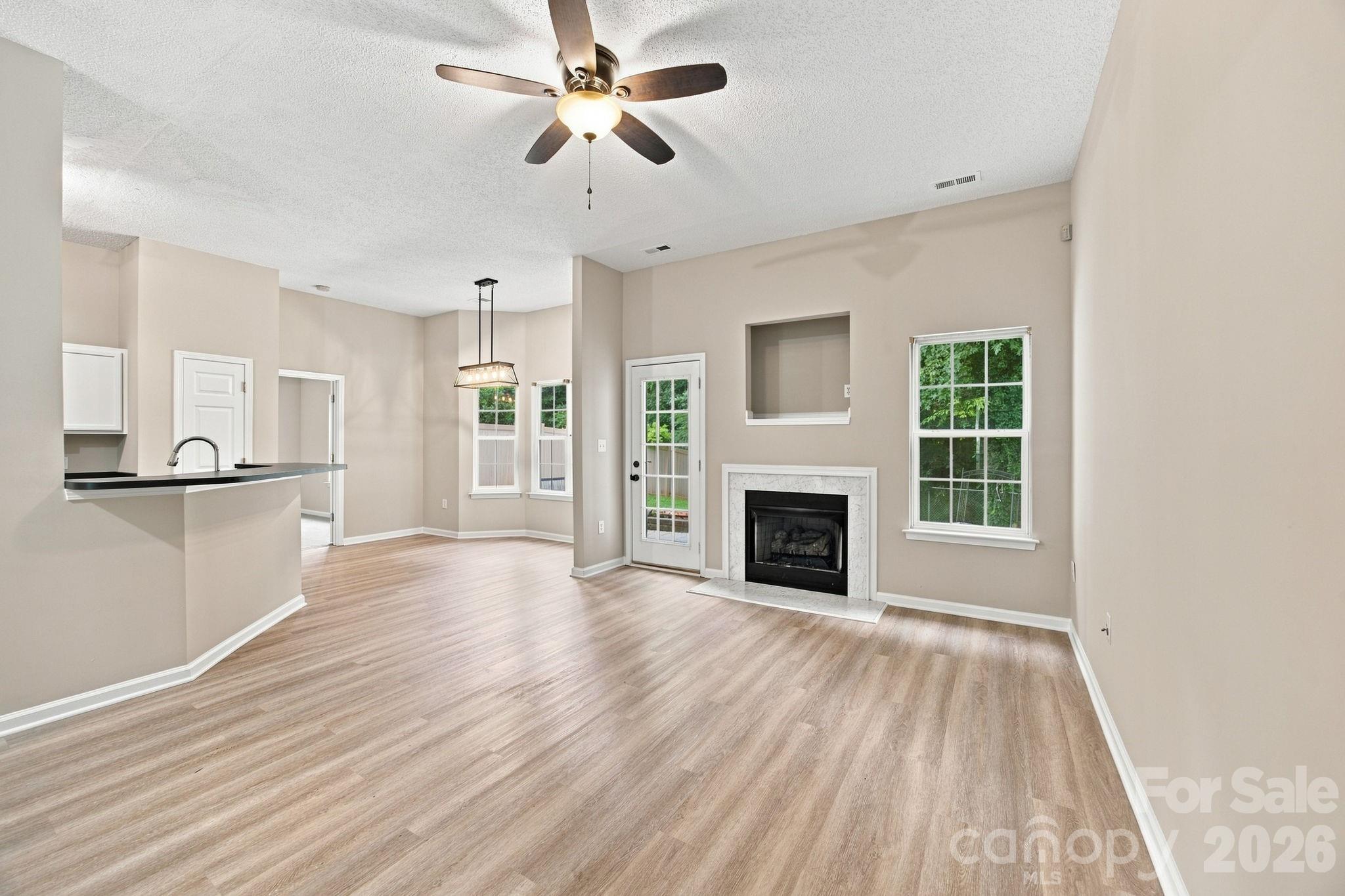 7632 Free Bird Avenue — Charlotte