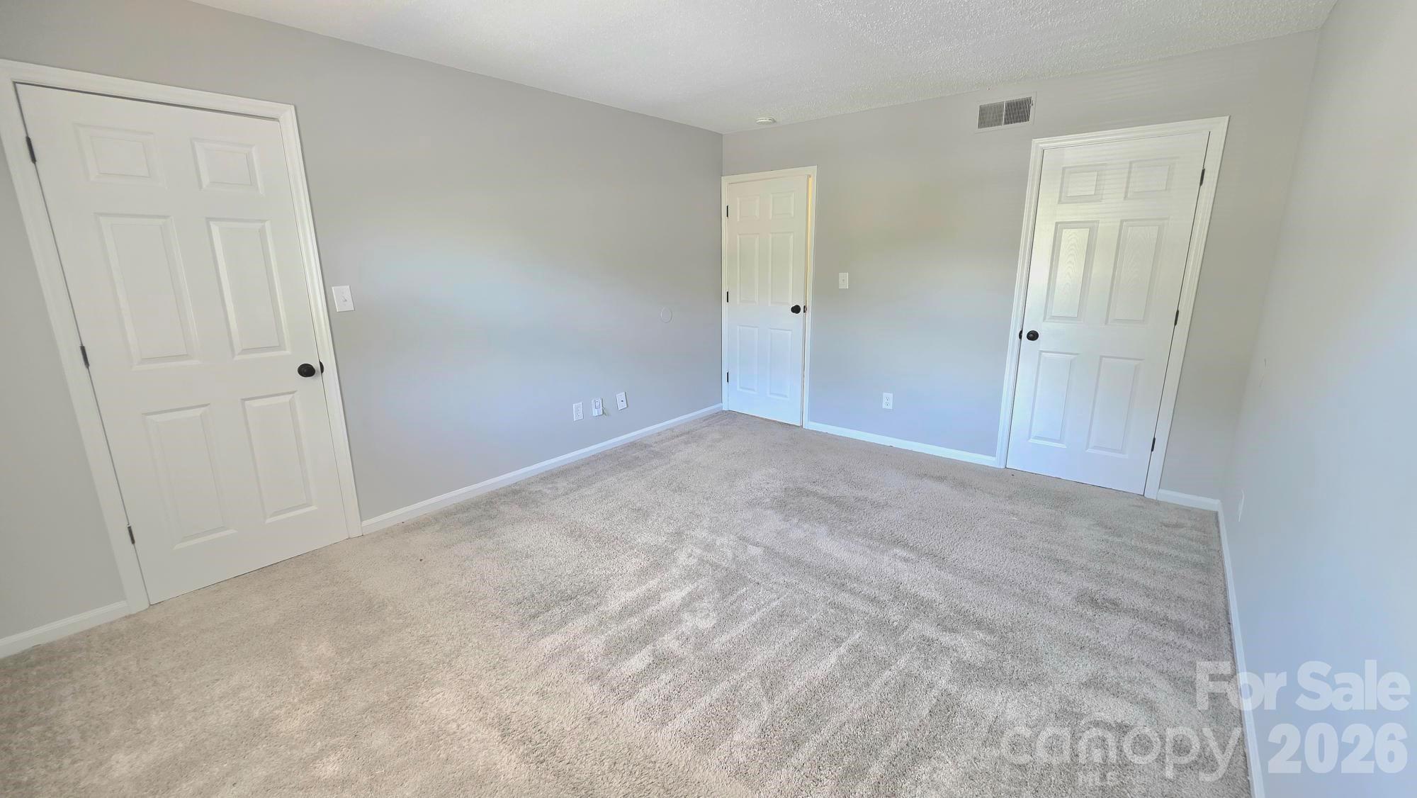 7906 Oak Meadow Court — Charlotte