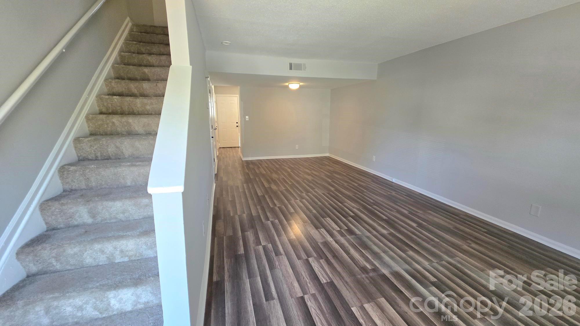 7906 Oak Meadow Court — Charlotte