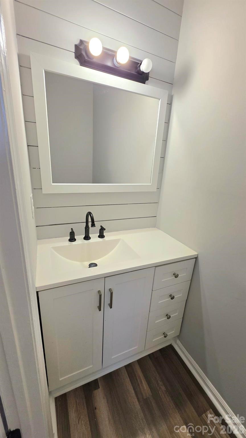 7906 Oak Meadow Court — Charlotte