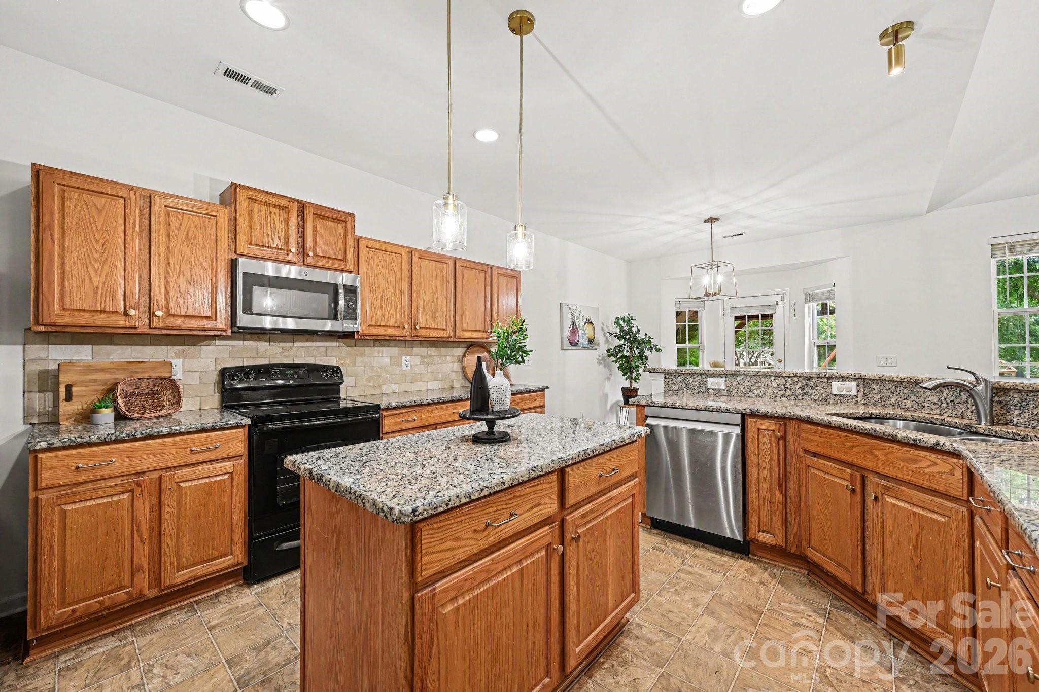 17224 Overstone Court — Charlotte