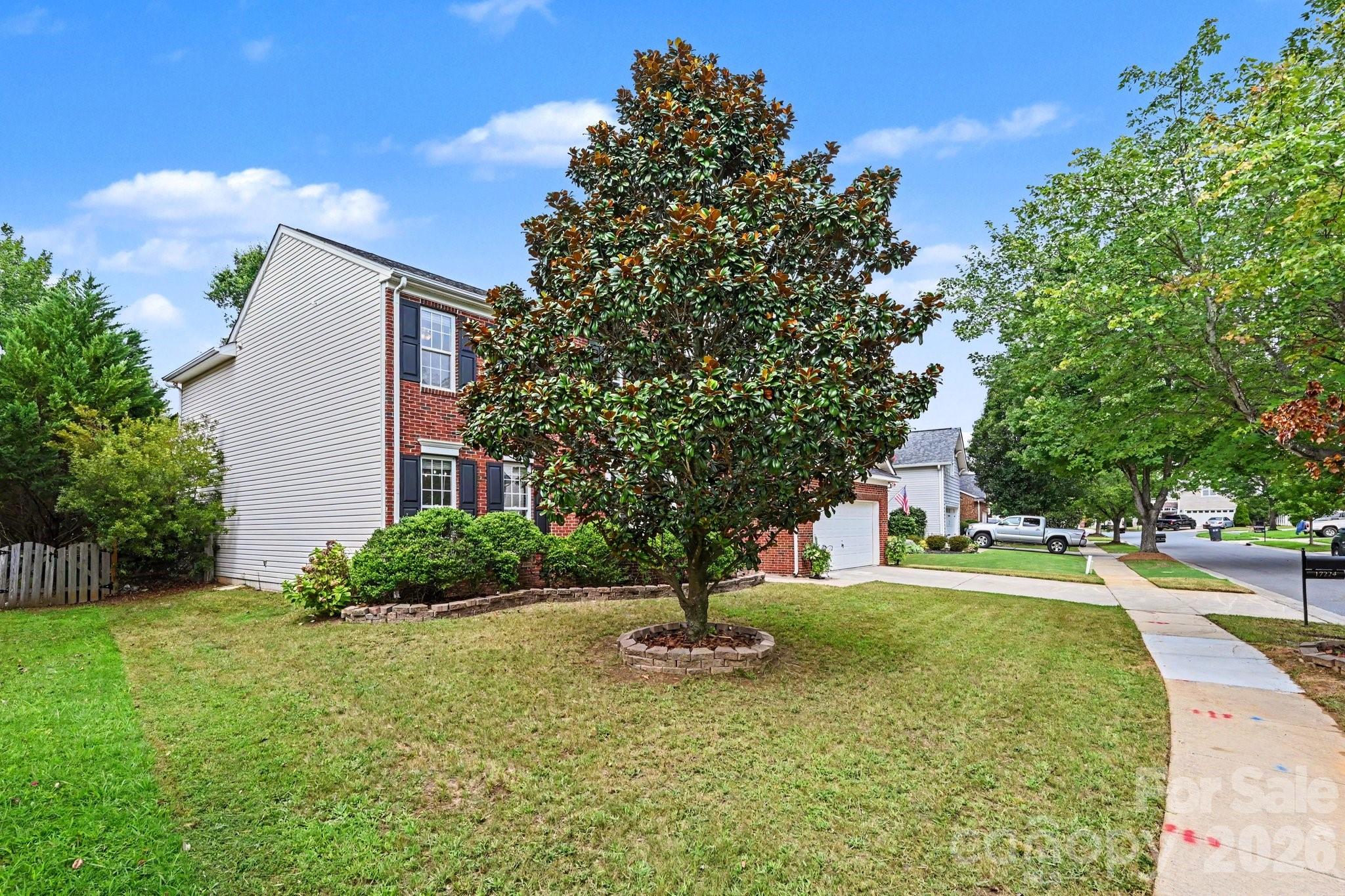 17224 Overstone Court — Charlotte