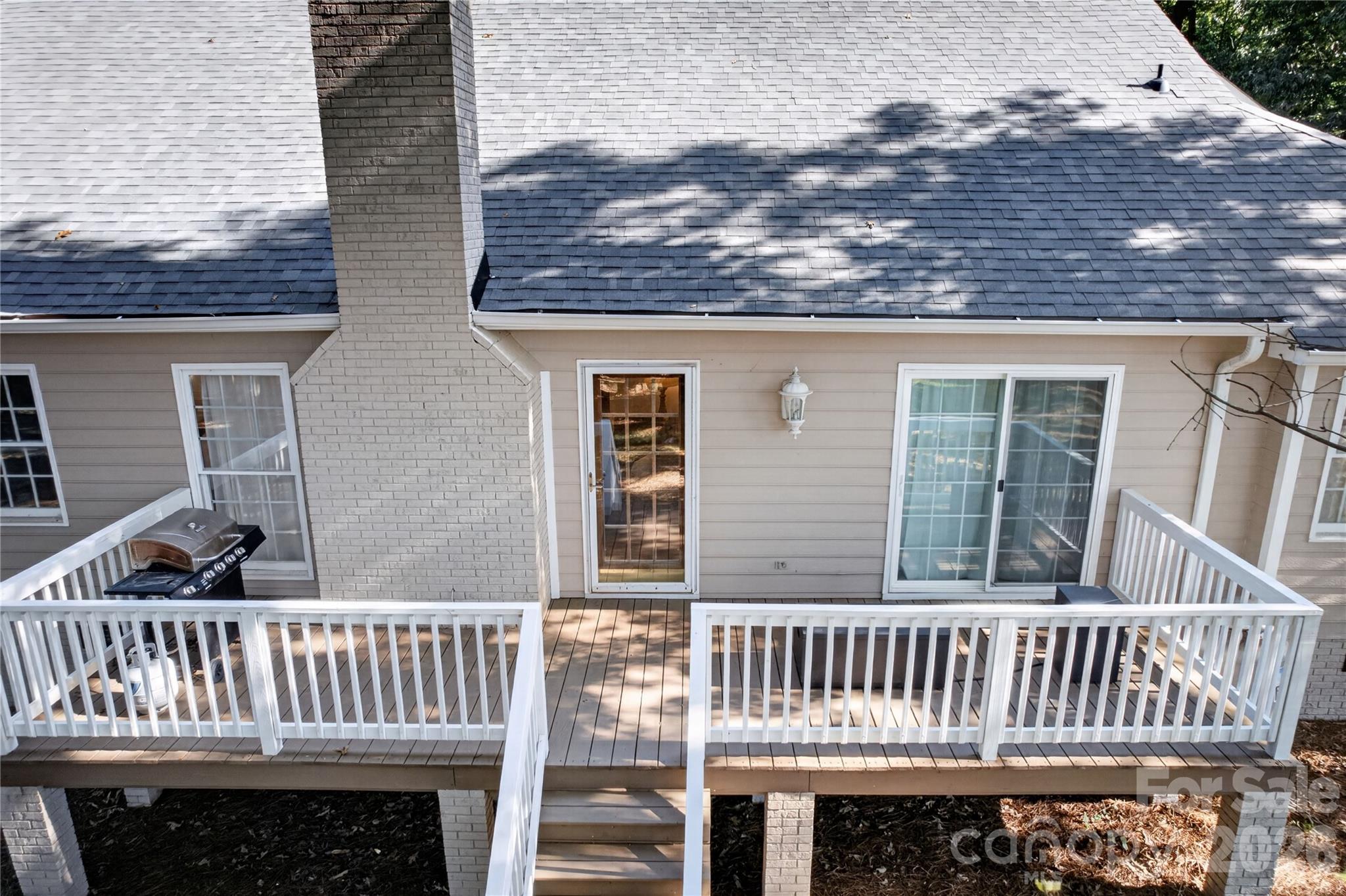 2721 Tara Drive — Monroe